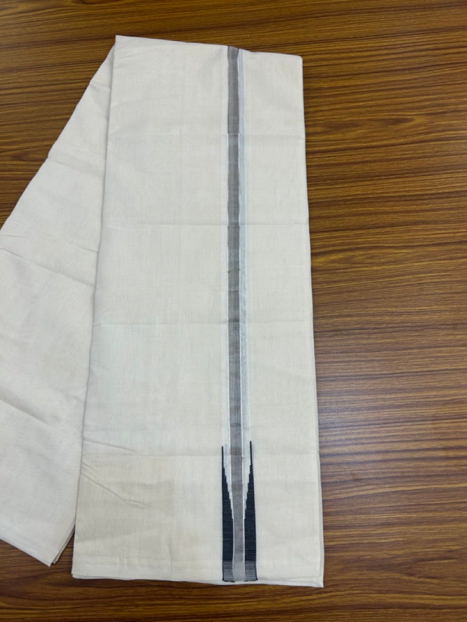 25% Discount ! KaithariKada Handloom Millpaav Balaramapuram - 100% Pure Cotton Off White Double - (Unbleached) Mundu/Dothi - 80X90 - 1 inch Puliyilakkara Silver Kasav & Black Stripes chutty Kara 4 mtr (8.5 Muzham) - 135 KK5236 RAM