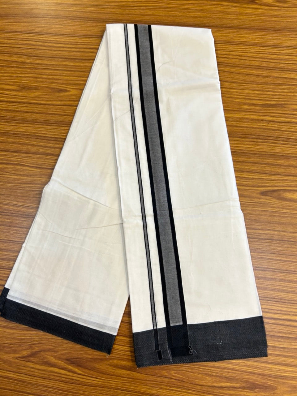 20% Discount! KaithariKada Balaramapuram 100% Mercerised Cotton Double Ultra Pure white Mundu/Dhoti - 80x80 - 1.5 inch Black shaded Kara - 120 KK5251 PMC