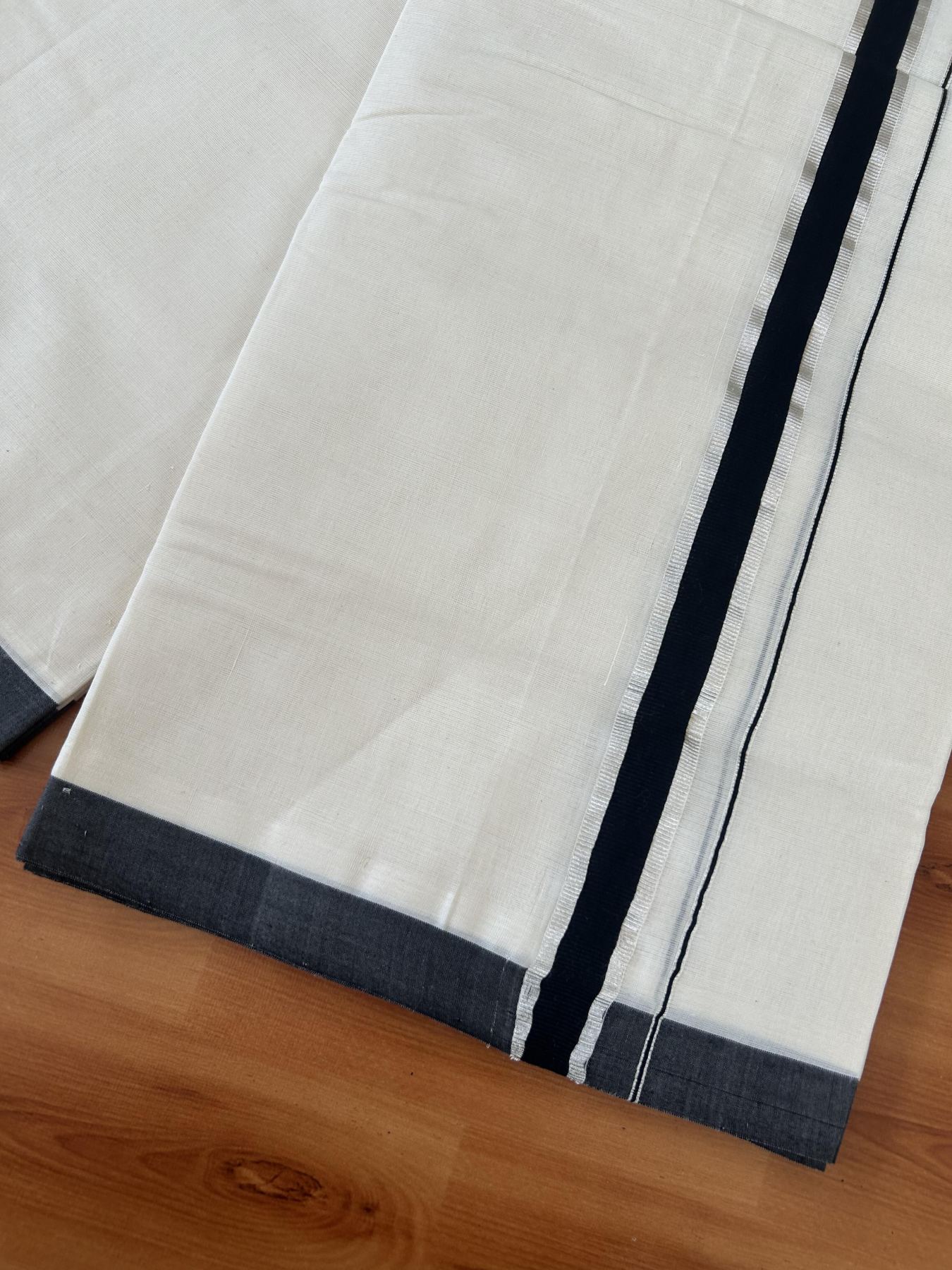 25% Discount ! KaithariKada Handloom Millpaav - Kerala Handloom - 100% Pure Cotton Off White (Unbleached) Double Mundu/Dhoti - 80x90 - 1 inch Silver Kasav & Black Kara 4 Meters (8.5 Muzham) - 39 KK5386 RAM