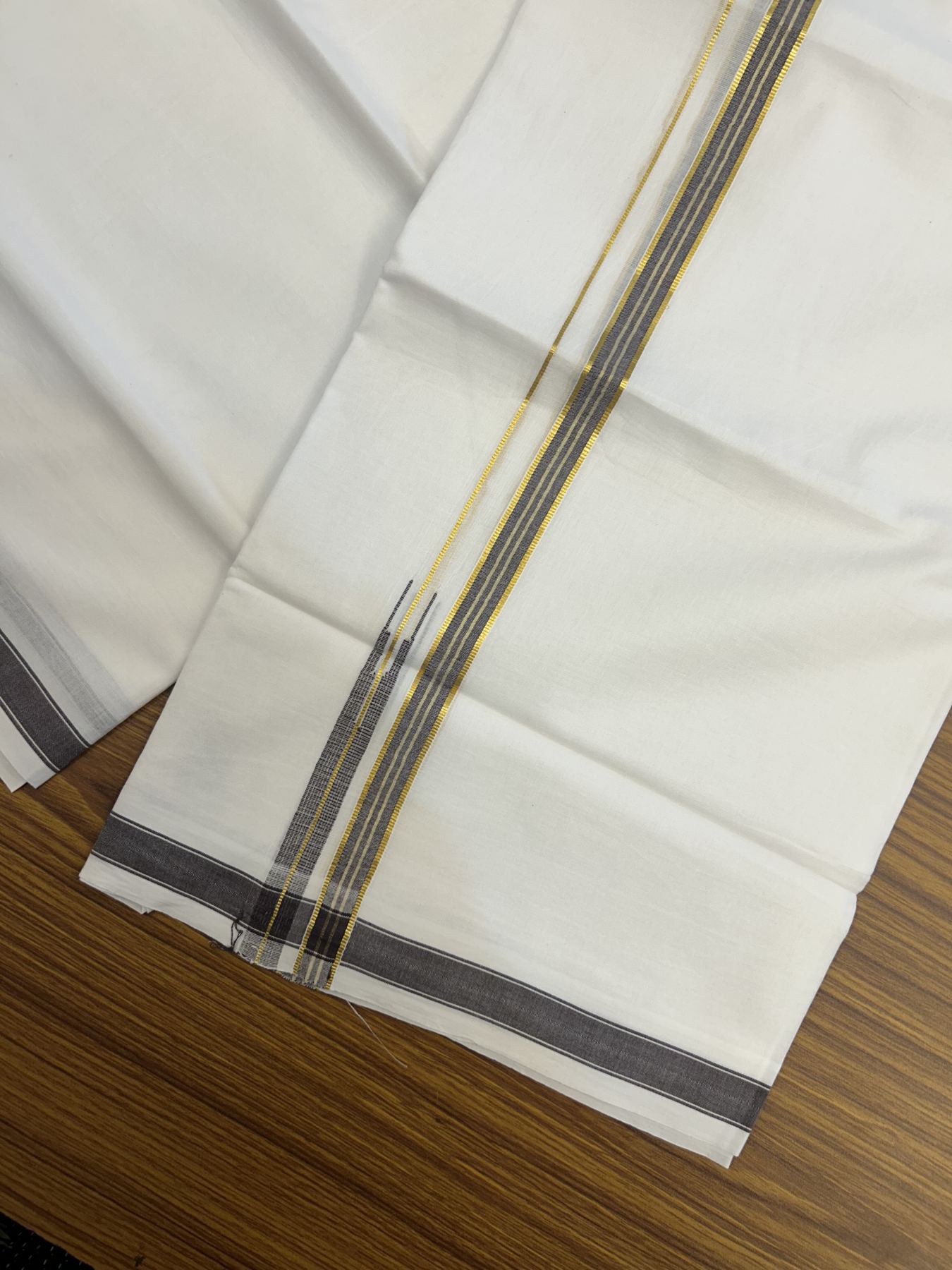 20% Discount!! Kaitharikada Balaramapuram 100% Pure Cotton Pure White Double Mundu/Dothi - 100x80 - 1.5 cm Brown & Gold Kasav Puliyilakkara One Side Chutty Kara 3.90 m (8 muzham) - 17 KK5318 CKS