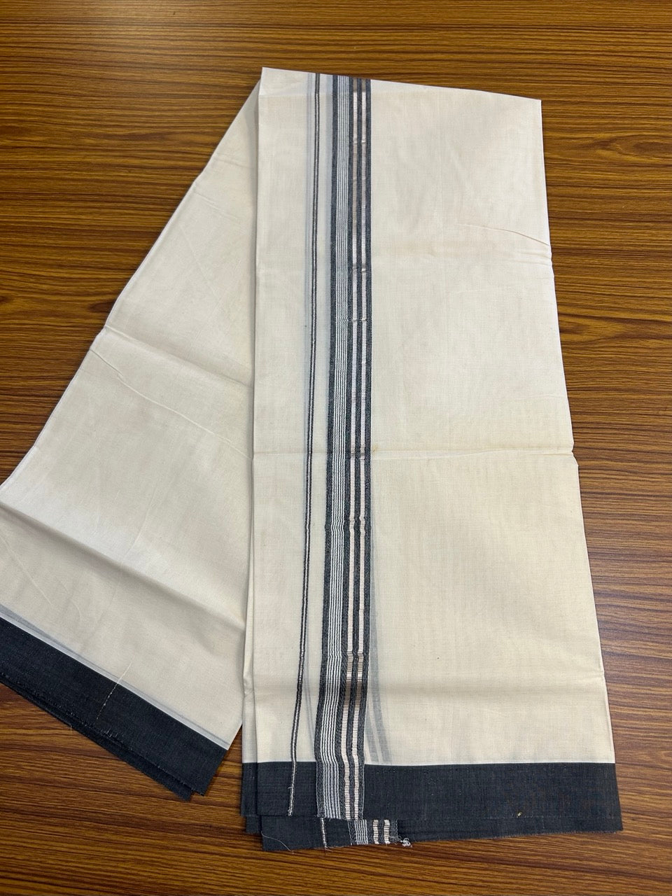 20% Discount ! KaithariKada Balaramapuram 100% Cotton Double OFF WHITE (unbleached) Mundu/Dhoti- 100x80- 1.5 inch Silver Kasavu Black Striped Kara 4 mtr (8.5 muzham) - 39 KK5251 PMC