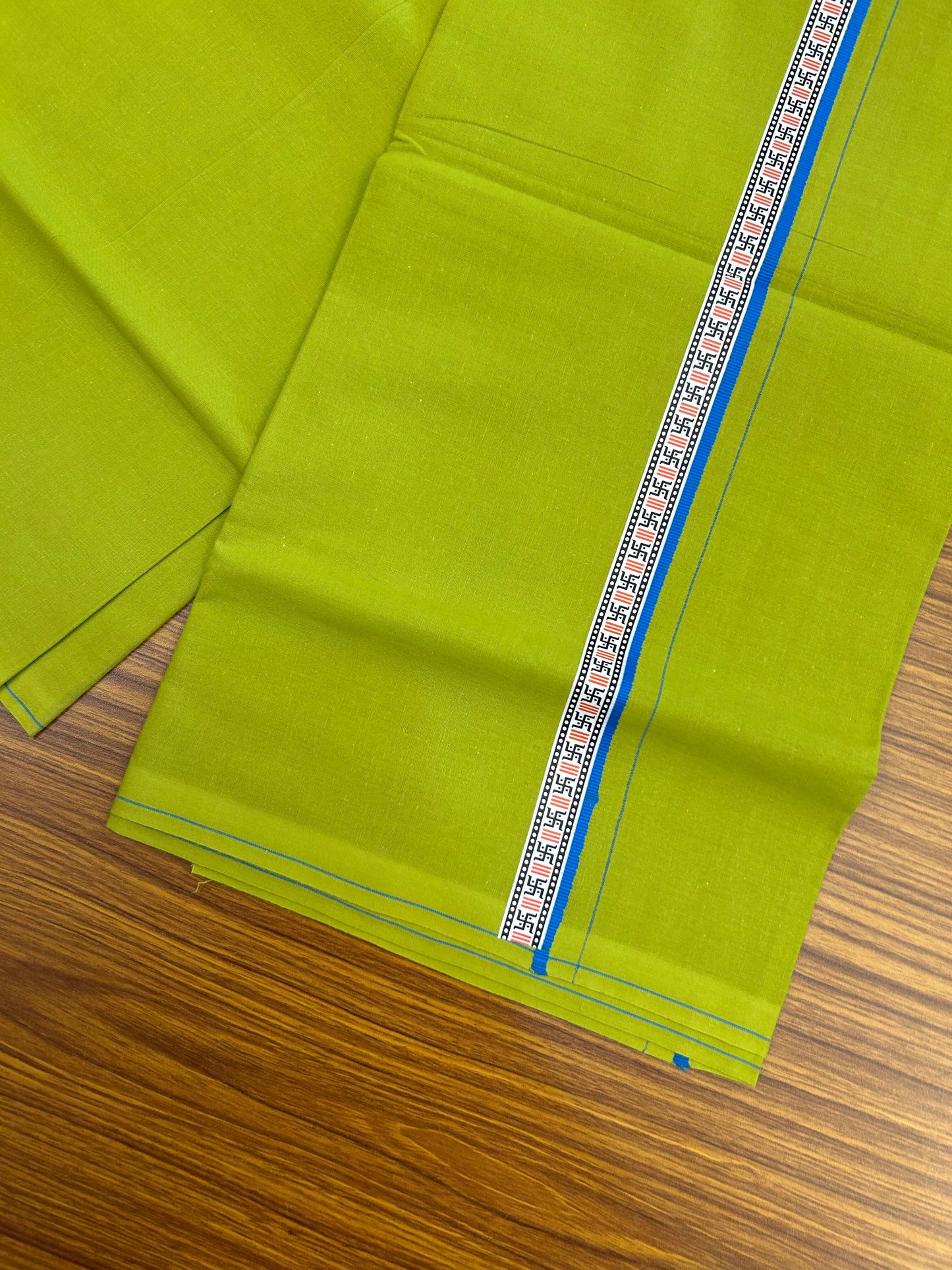 39% Discount! Kaitharikada - Pure Cotton - Single Kaily / Lungi - 0.75 inch Blue & Multi colour Pattern Printed kara with Parrot Green colour body (2 meter / 4 muzham) - 10 KK8052 GAN