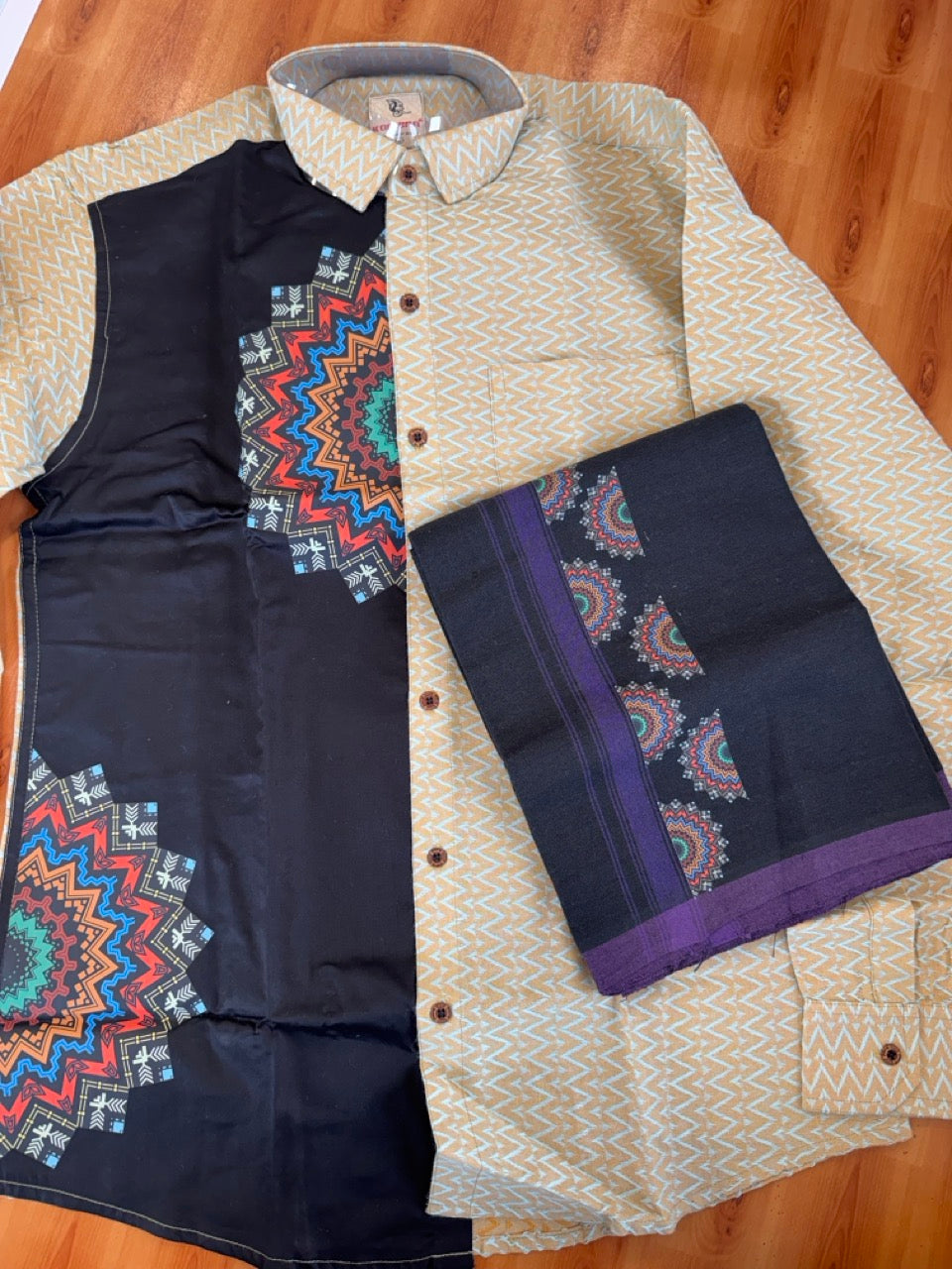 Combo Shirt Single Lungi - SIZE : L / 40 Full Sleeve - Mixed cotton - Black & Light Brown Turquoise Pattern Shirt with 3 inch Violet Kara & Printed Lungi - 7 KK7053 KUT