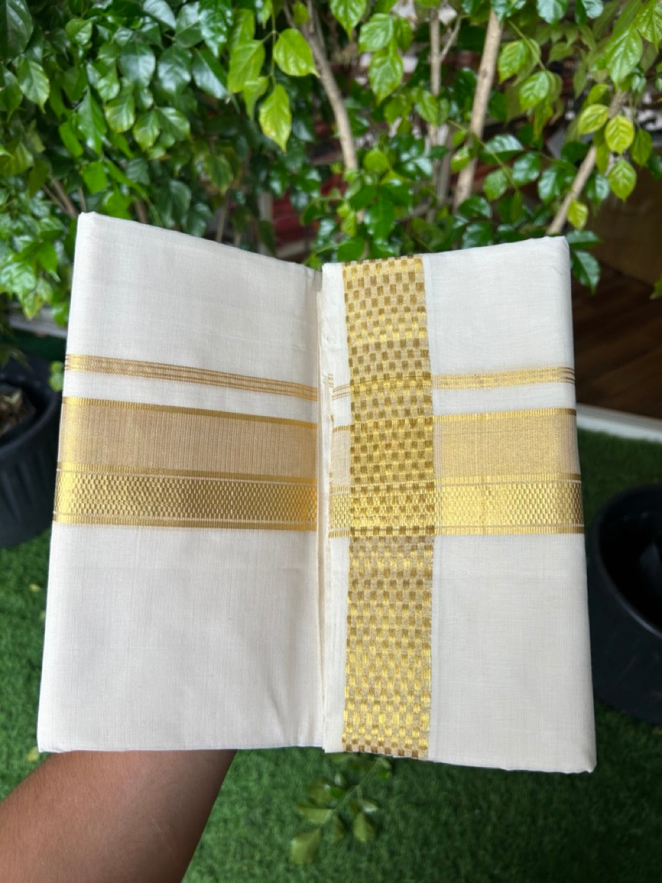 25% DISCOUNT ! KaithariKada HANDLOOM UNAKKUPAAV Balaramapuram - 100% PURE Cotton Off White - (Unbleached) Double Mundu/Dhoti - 2.25 inch Gold Kasavu Striped Jacquard Design Kara - 4KK5208ABH