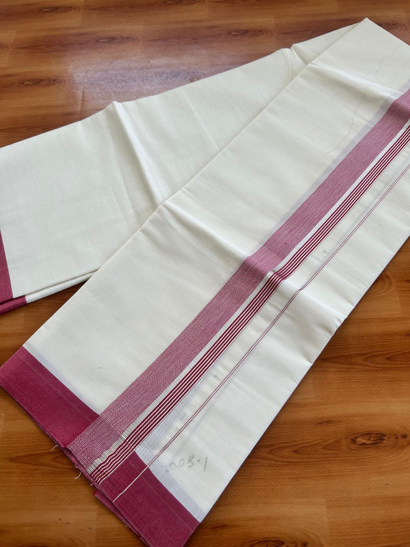 Short Dhoti Special - Off White (Unbleached) Single Mundu / Dhoti - KaithariKada Pure Cotton - 70x30 - 45 inch Height 1.80 m Length - 1.25 inch Maroon shaded Silver striped kara - 6 KK5494 PMC