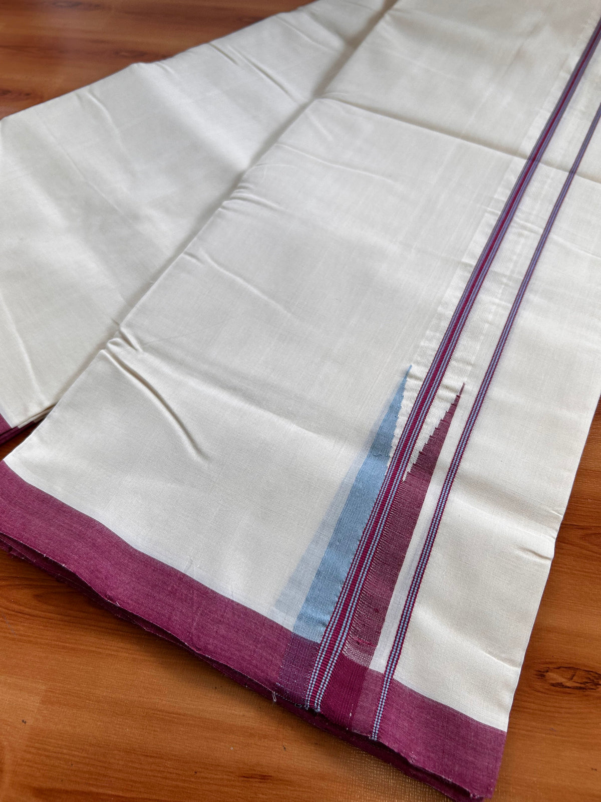 Off White (Unbleached) Double Mundu/Dhoti - 25% Discount!! Unakkupaav Kerala Handloom 100% Pure Cotton - 100X80 - 1 inch Puliyilakkara Maroon & Blue Stripes Chutty 4 mtr (8.5 Muzham) - 13 KK5538 REA