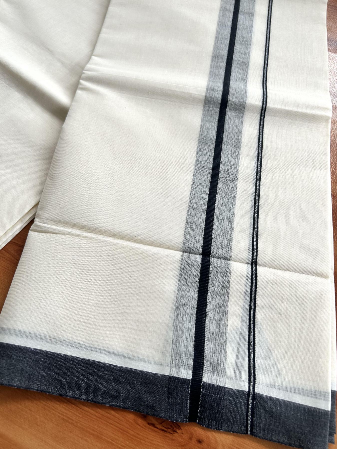 Double Off White Mundu/Dhoti- 20% Discount! KaithariKada Pure Cotton - 60s - 1.75 inch Black Shaded Kara 4 mtr (8.5 muzham) - 95 KK5460 PMC