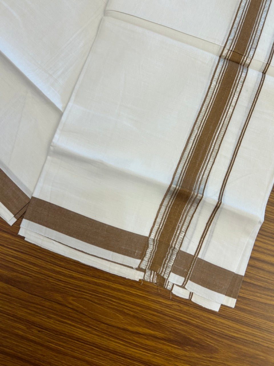 18% Discount!! KaithariKada Balaramapuram 100% Cotton Single Pure White Mundu/Dhoti - 100X80 - 1.25 inch Silver Kasav Brown Stripes kara 1.90 mtr (4 muzham) - 15 KK5282 PMC