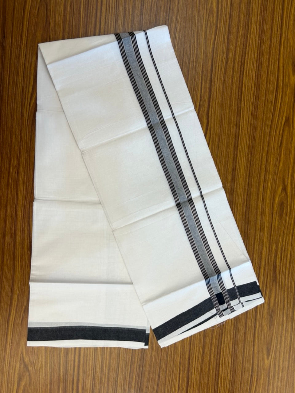 13% Discount!! KaithariKada Balaramapuram 100% Cotton Single Pure White Mundu/Dhoti - 100X80 - 1.25 inch Silver Kasav Black Stripes kara 1.90 mtr (4 muzham) - 28 KK5282 PMC