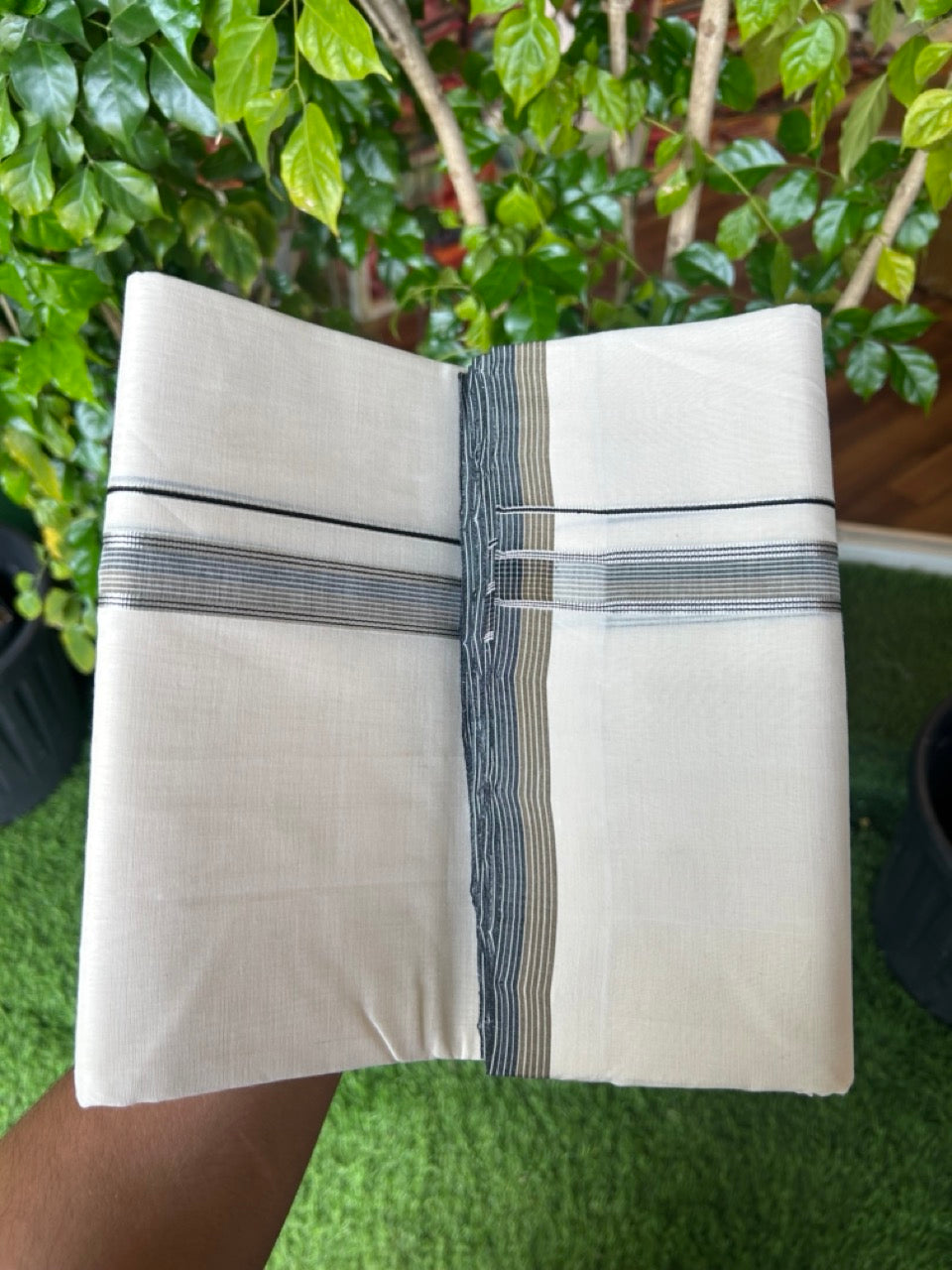 25% DISCOUNT!! KaithariKada HANDLOOM UNAKKUPAAV Balaramapuram - 100% PURE Cotton OFF White - (Unbleached) Double Mundu/Dothi - 120(Twisted) x 100 -0.75 inch Silver Kasavu Black & Peanut Brown Striped Kara - 37KK5209 REA