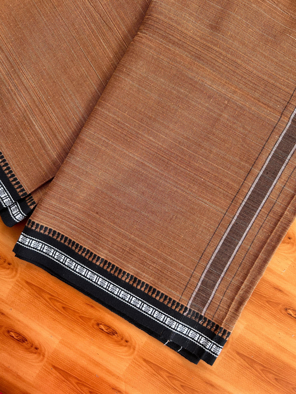 Premium Kathar Type Pure Cotton Single Mundu Kaitharikada - Kaily / Lungi - 2/ 20s - 1.75 inch Black White Striped kara with Brown colour Body Kuppadam Border 2.25 mtr (4.82 muzham) - 1 KK8093 KUT