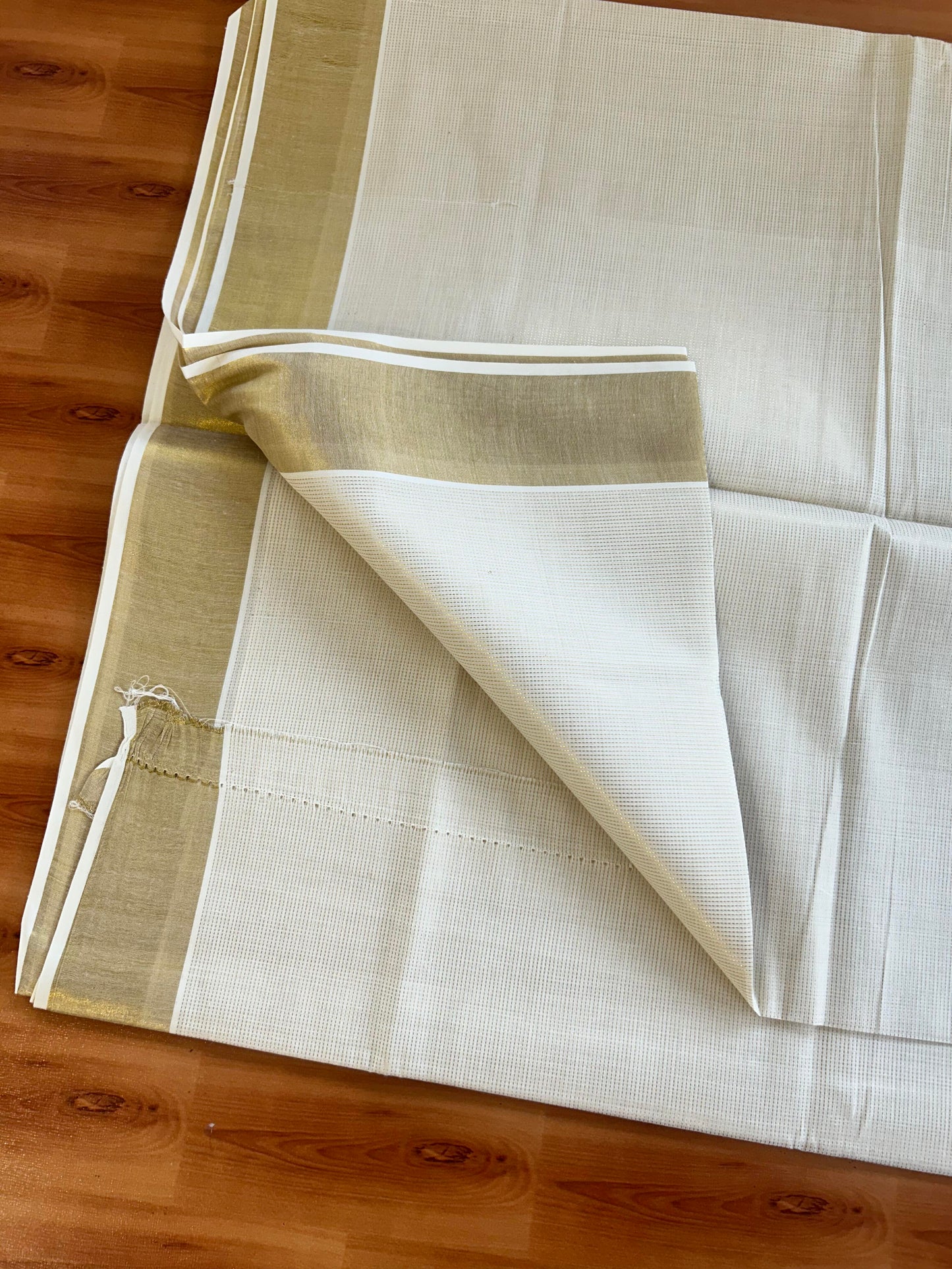 25% Discount! Kaitharikada Kerala Traditional Saree Off white- Mixed Cotton Kasav Saree - 3.5 Inch Pallu - Gold Kasav Kara & Striped Design Body - 70 KK7000 PMC