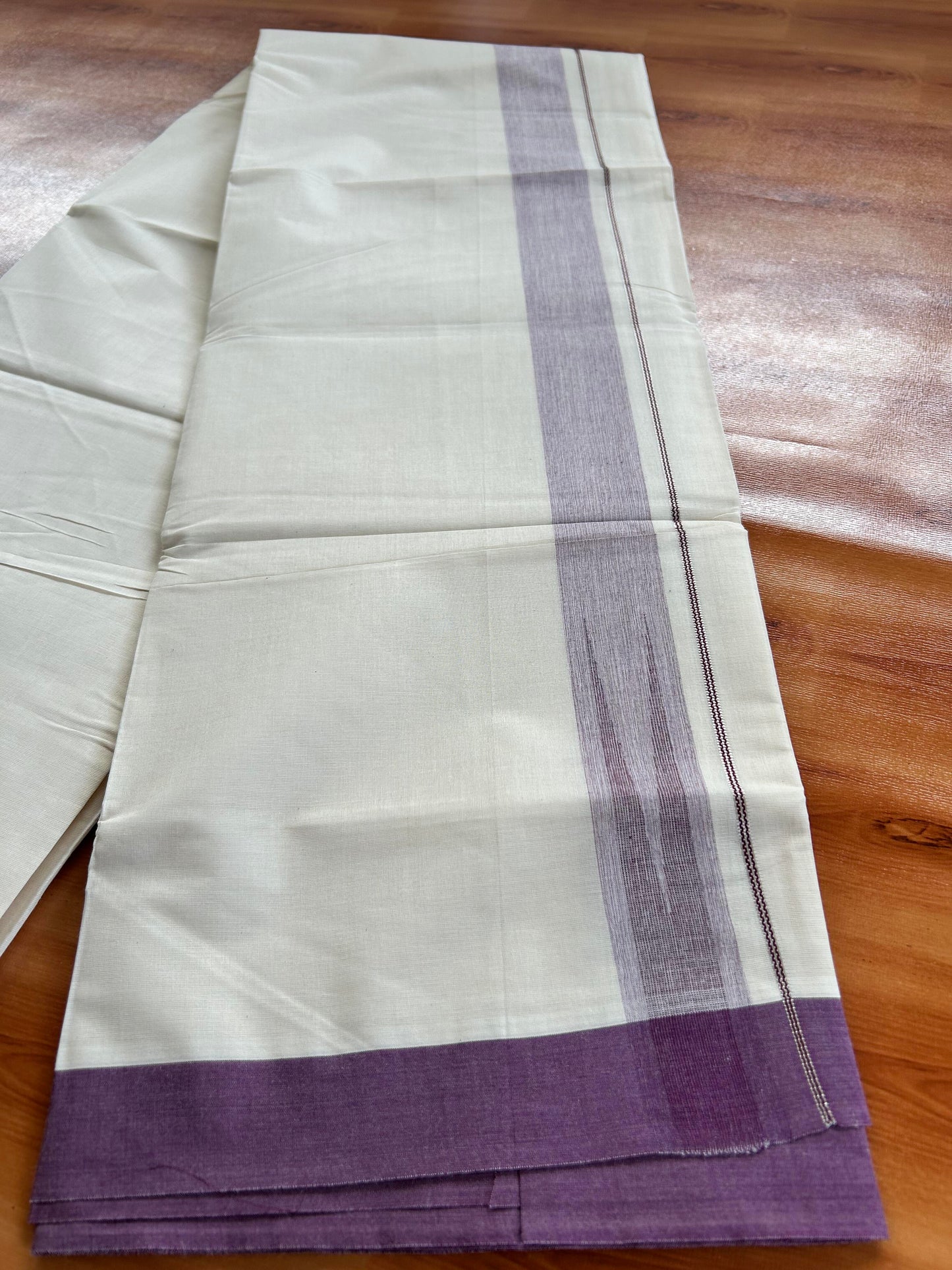 Double off white (Unbleached) Mundu/Dhoti - 20% Discount! KaithariKada Balaramapuram Pure Cotton - 100X80 - 1.5 inch Silver kasavu & Purple shaded striped chutty - 4 mtr (8.5 Muzham) - 11 KK5428 VAS