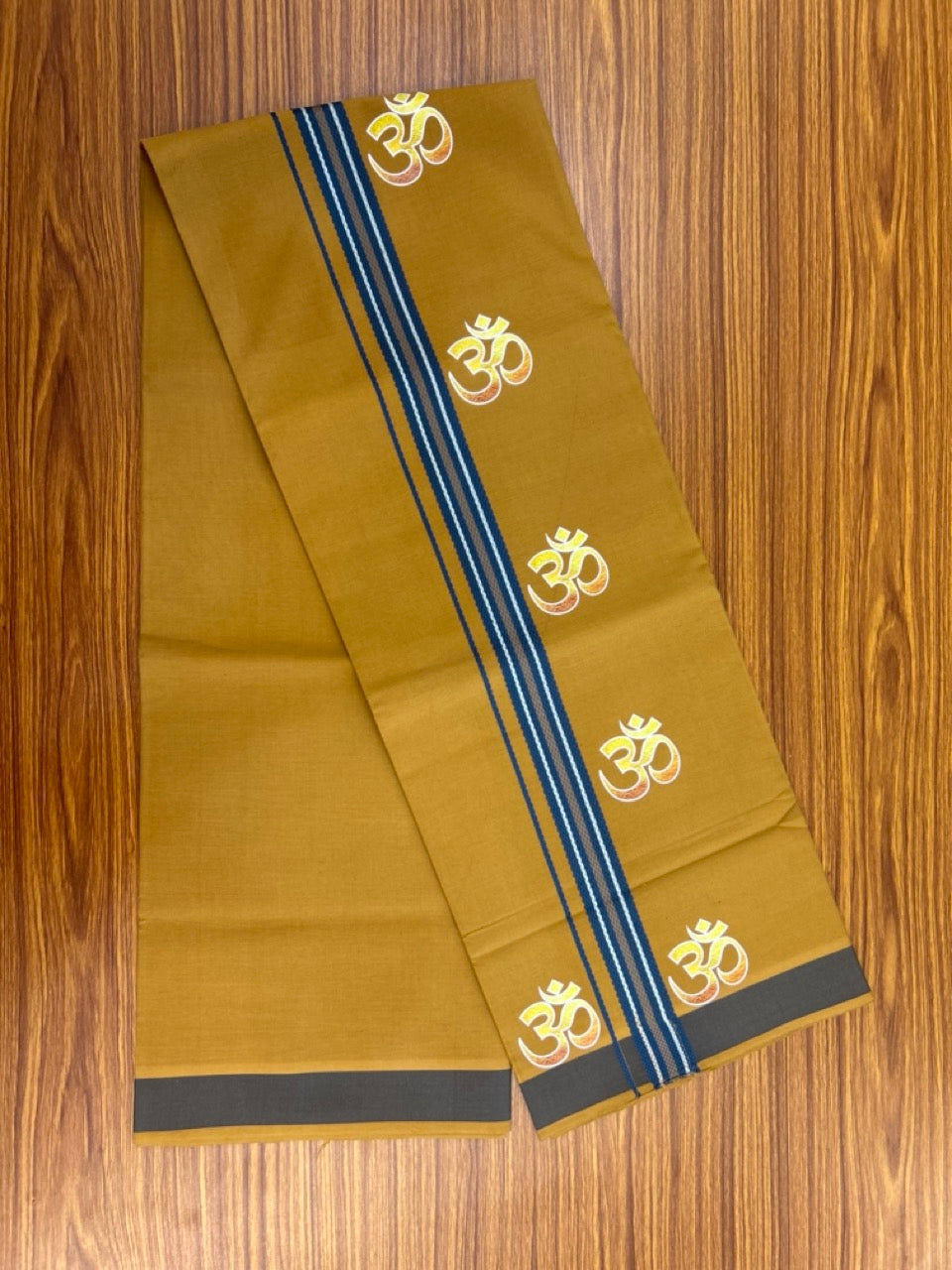34% Discount ! Kaitharikada Pure Cotton - Single Kaily / Lungi -(40s)- 1.25 inch Blue Striped Ohm Printed Design kara with Khaki colour body (2 meter / 4 muzham) - 60KK8028 GAN