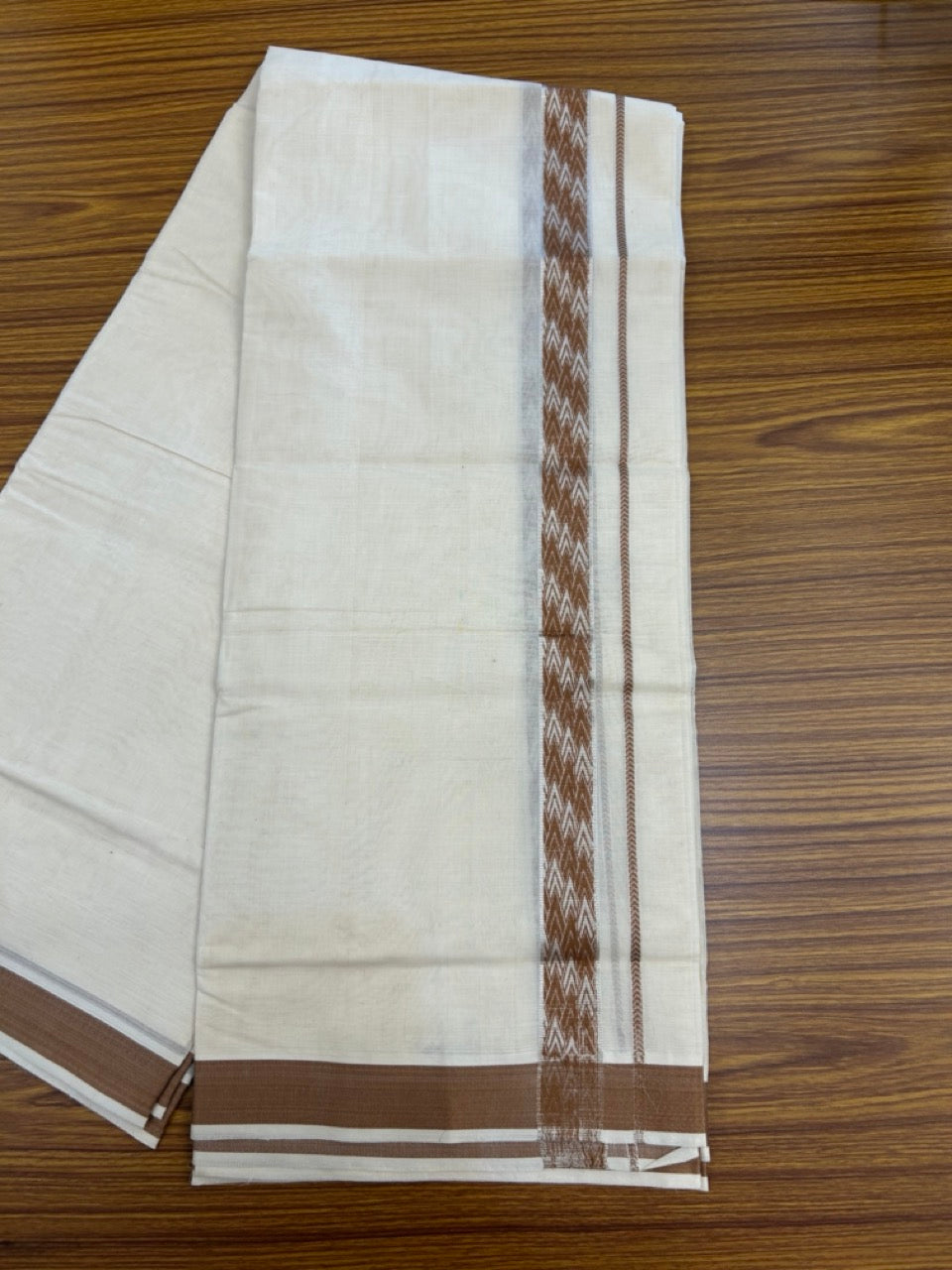 20% DISCOUNT ! KaithariKada Balaramapuram 100% Cotton Double off white (Unbleached) Mundu/Dhoti - 100X80 - 1.25 inch Silver kasavu & Brown jacquard design kara - 4 mtr (8.5 Muzham) - 29 KK5283 PMC