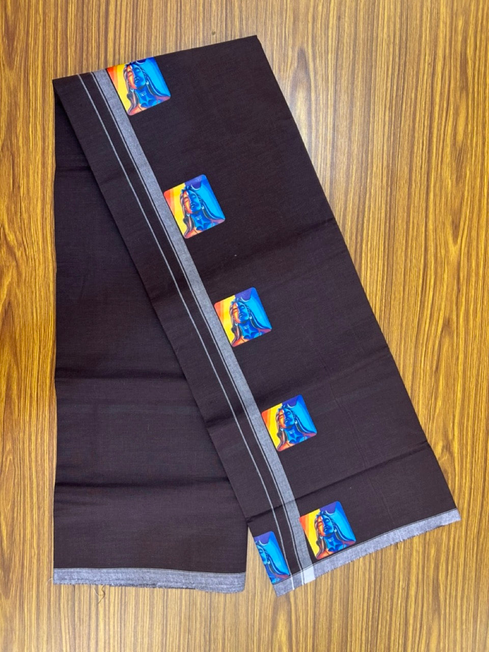 9% Discount !! Kaitharikada Pure Cotton - Single Kaily / Lungi - (40s) - Printed Shiva Design & 0.5 inch White kara with Dark Grape Wine colour body (2 meter / 4 muzham) - 4 KK8028 GAN