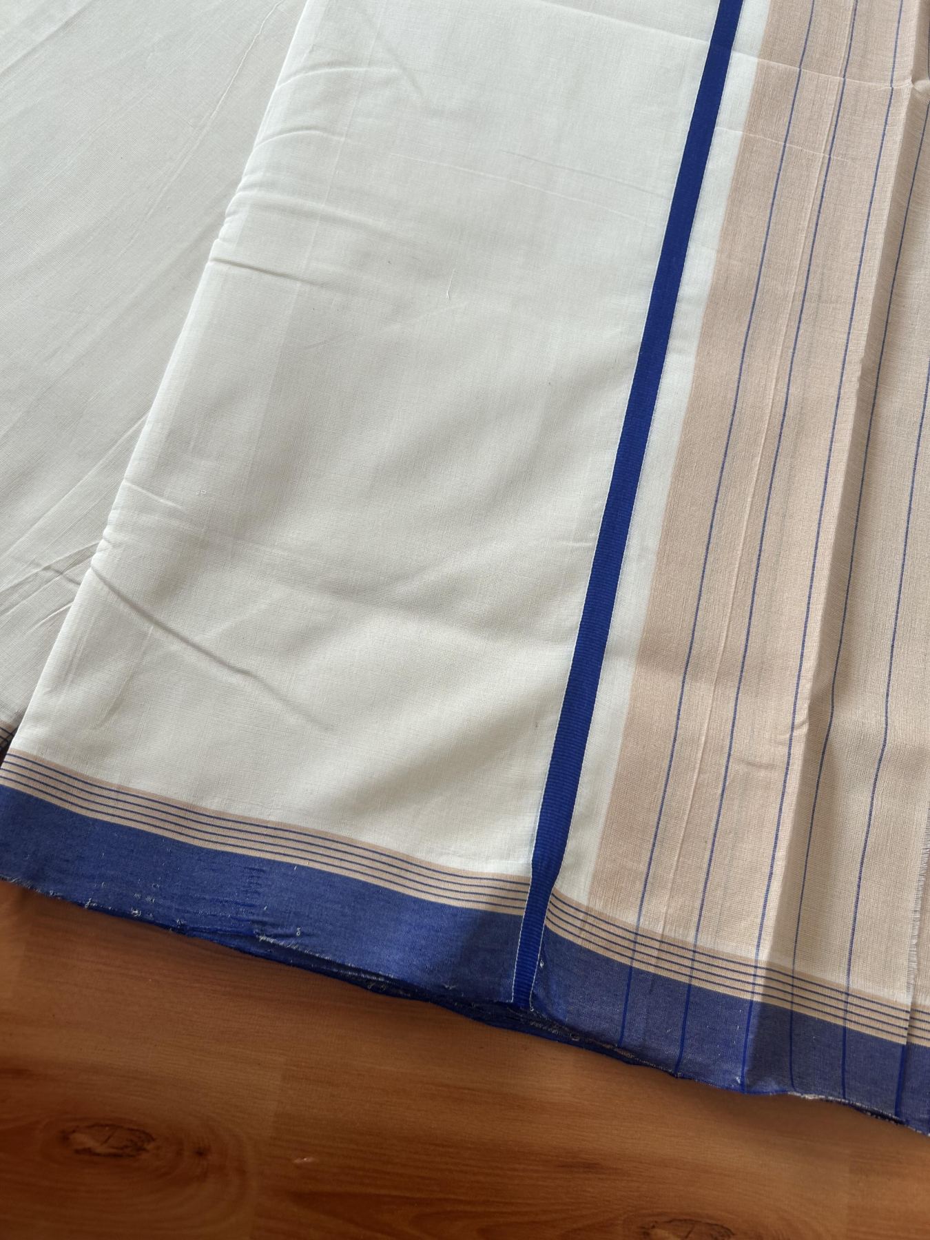 25% Discount!! KaithariKada Handloom Unakkupaav - Kerala Handloom - 100% Pure Cotton Off White - (Unbleached) Double Mundu/Dothi - 100 x 80 - 4.5 inch Blue & Light Sand brown Side Striped Kara 4 meter (8.5 muzham) - 3 KK5390 REA