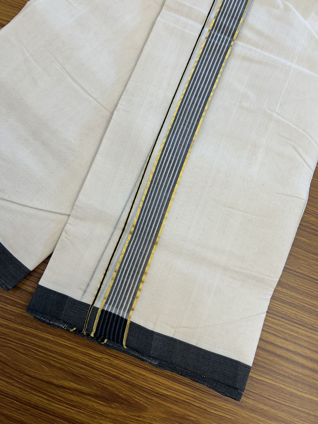 25% Discount! KaithariKada Handloom Millpaav Balaramapuram - Cotton Double Mundu/Dhoti Off white (Unbleached) - 80x90 - 1.25 inch Kasav Black & White striped Kara - 3.60 meter (8 Muzham) - 15 KK5320 RAM