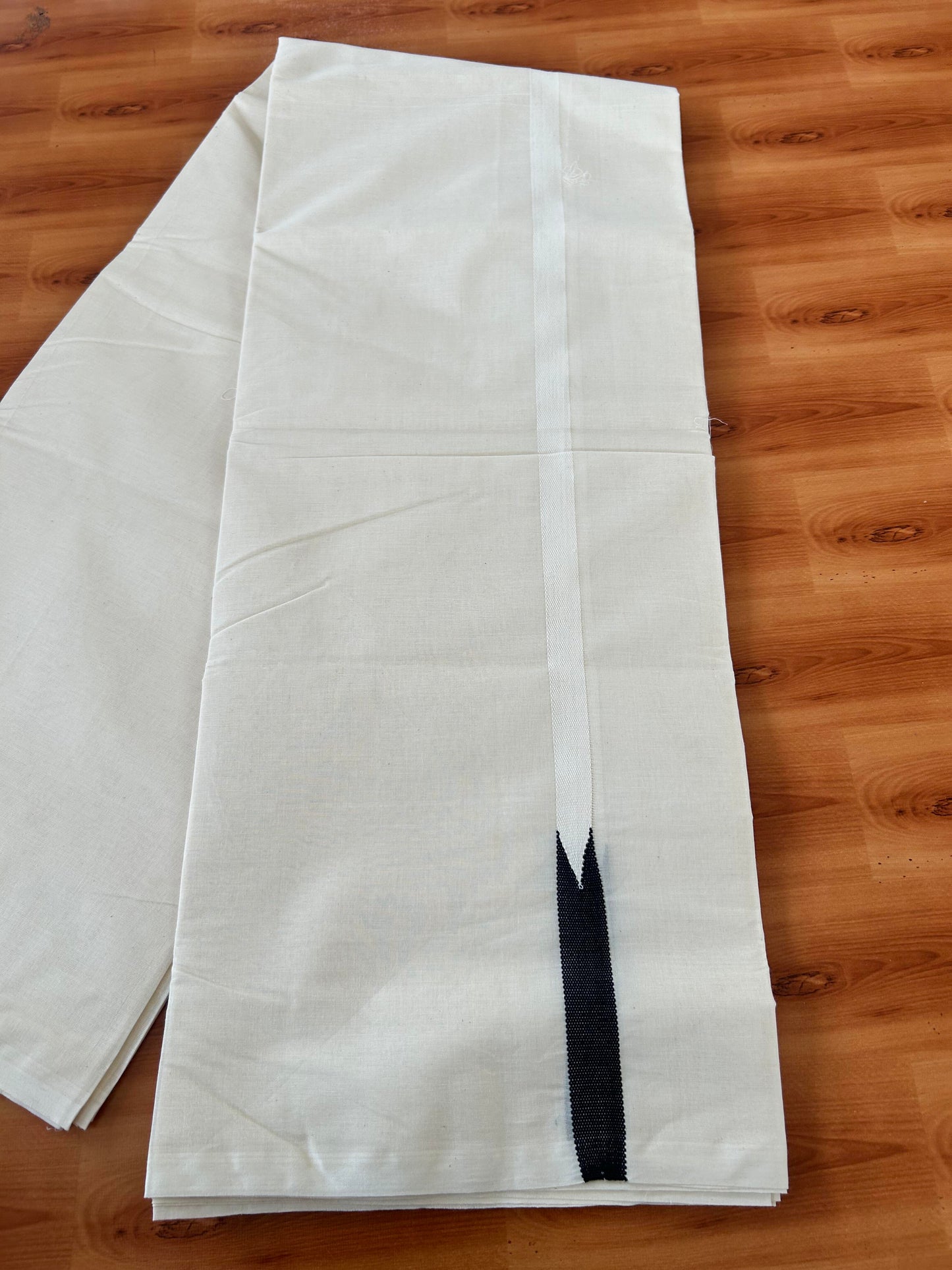 Double Off white Mundu/Dhoti - 20% Discount! KaithariKada Balaramapuram 100% Cotton - 100x100 - 0.75 inch Puliyilakkara Black Chutty Kara - 4 mtr (8.5 muzham) - 8 KK5420 ASH