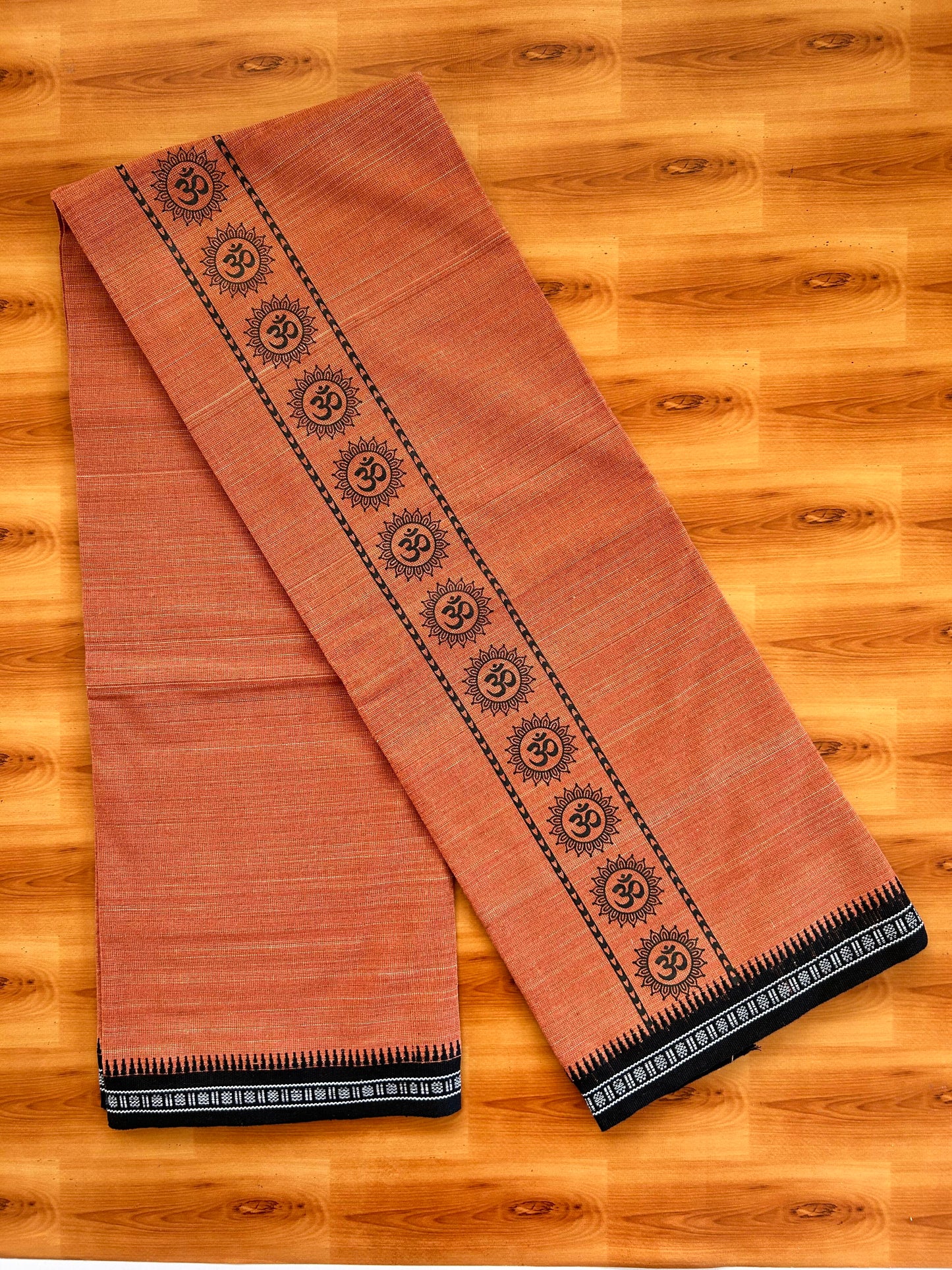 Kaitharikada - Single Kaily / Lungi -Mixed Cotton - 20s twisted - 2.5 inch Black Ohm Design Printed Kuppadam Kara With Kavi Colour Body (2 meter / 4 muzham) - 1 KK8067 KUT