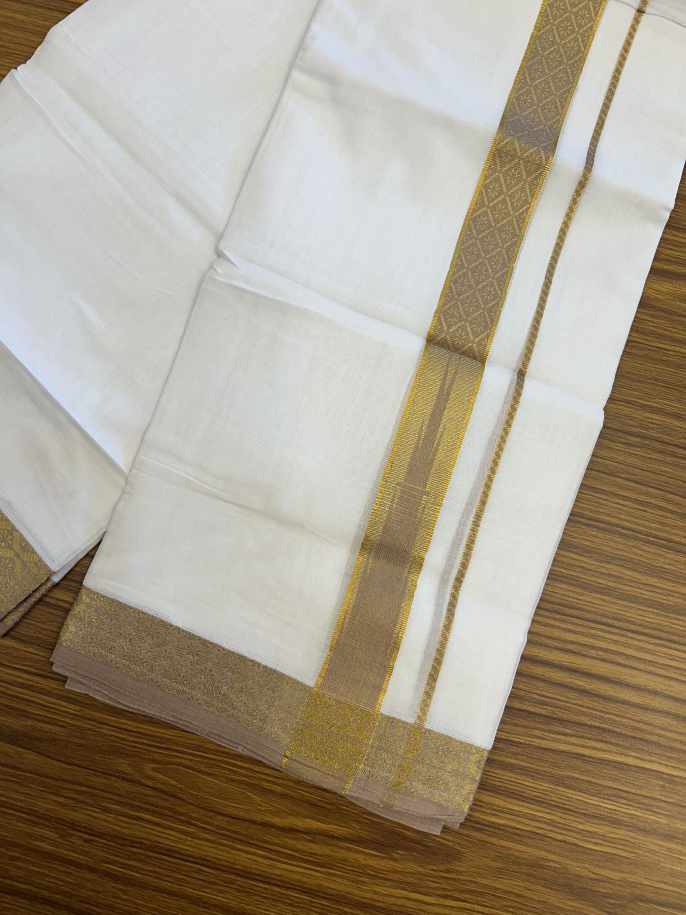 20% Discount ! KaithariKada Balaramapuram 100% Pure Cotton Double Pure White Mundu/Dhoti - 100x80 - 1.25 inch Puliyilakkara Gold Kasav & Dark Peach Jacquard Design Chutty kara 3.90 mtr (8 Muzham) - 21 KK5321 CJT