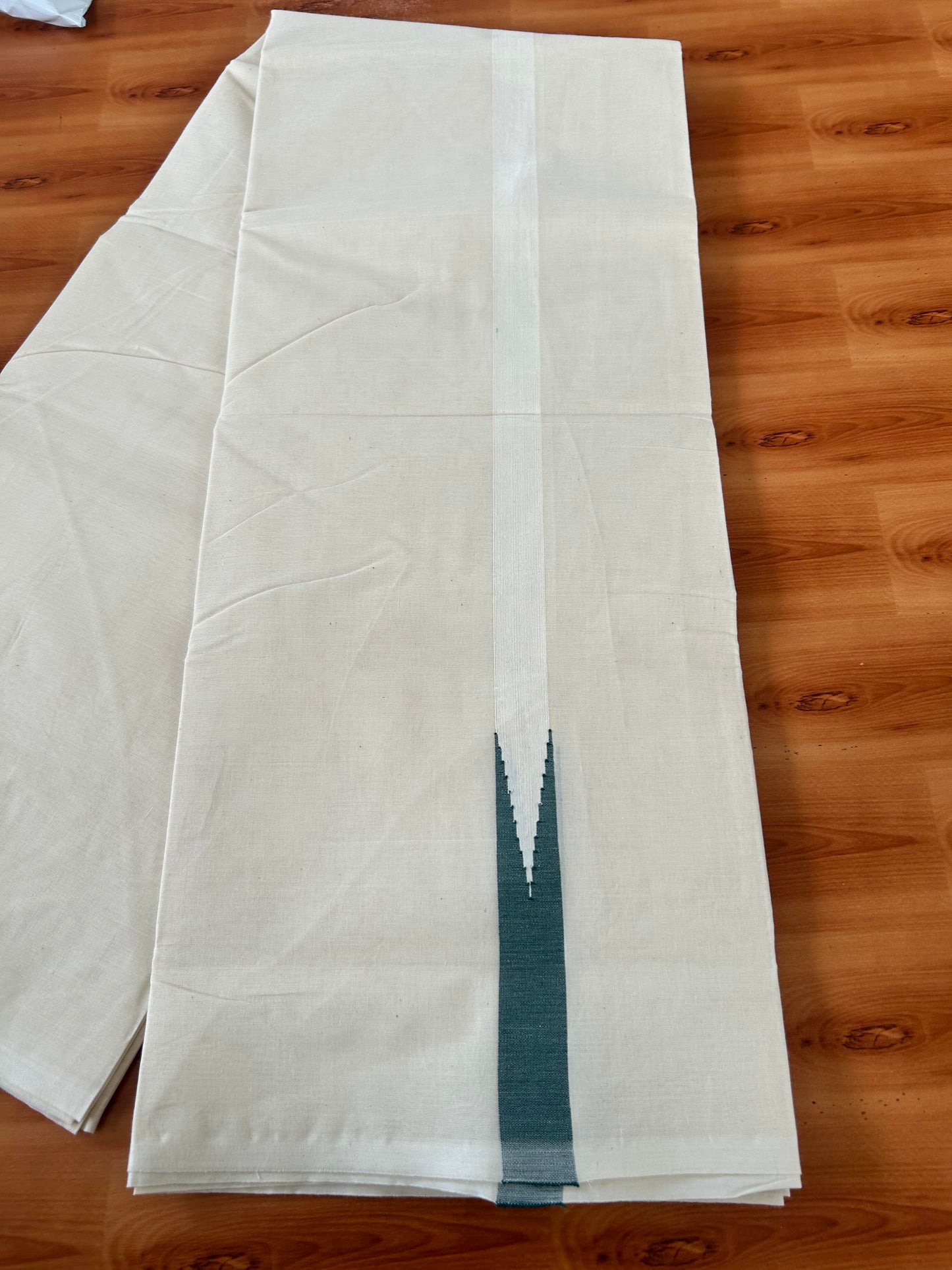 Double Off white Mundu/Dhoti - 20% Discount! KaithariKada Balaramapuram 100% Cotton - 100x100 - 1 inch Puliyilakkara Dark Green Chutty Kara - 4 mtr (8.5 muzham) - 10 KK5420 ASH