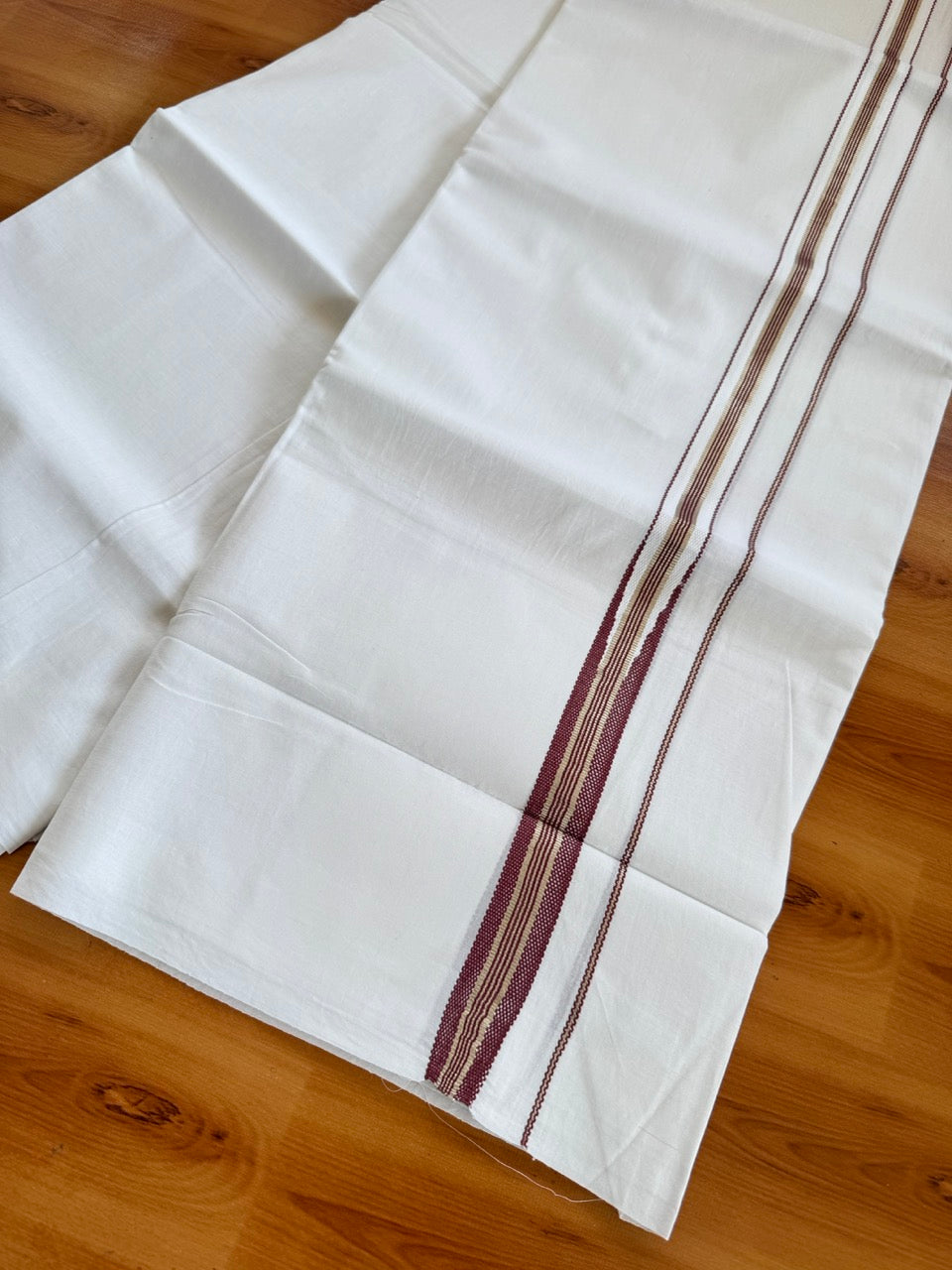 Double Pure White Mundu/Dhoti - 20% Discount !! KaithariKada Balaramapuram 100% Cotton - 100x80 - 0.75 inch Puliyilakkara Silver Kasav & Dark Dusty Pink Shaded Chutty Kara 3.90 mtr (8 muzham) - 17 KK5505 VAS