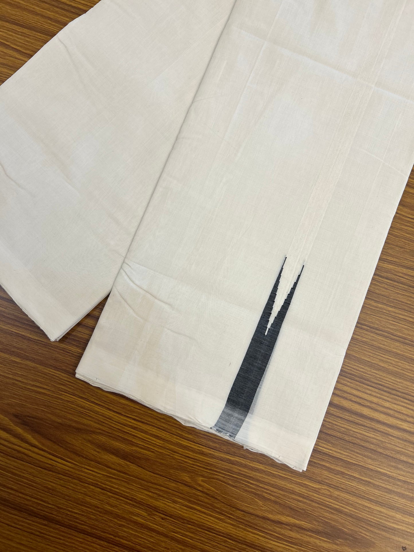 25% Discount!! KaithariKada Handloom Unakkupaav - Kerala Handloom - 100% Pure Cotton Off White - (Unbleached) Double Mundu/Dothi - 100x80 - 2 cm Black Chutty Kara 3.80 mtr (8 muzham) - 13 KK5353 REA