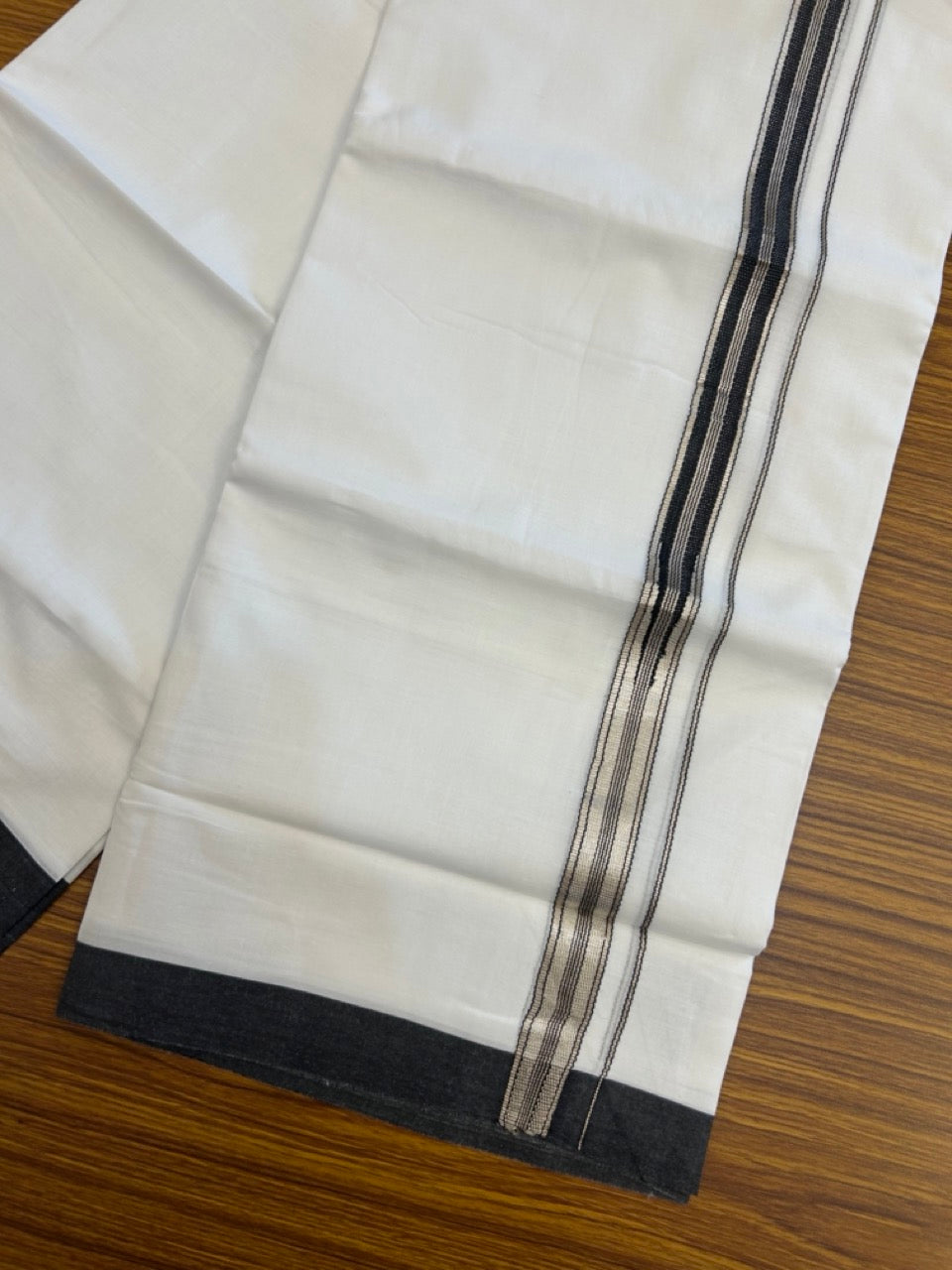 20% Discount ! Kaitharikada Balaramapuram 100% Cotton Pure White Double Mundu/Dothi - 100x80 - 0.75 inch Silver Kasav & Black Stripes One Side Chutty Kara 4 mtr (8.5 muzham) - 17 KK5255 VAS