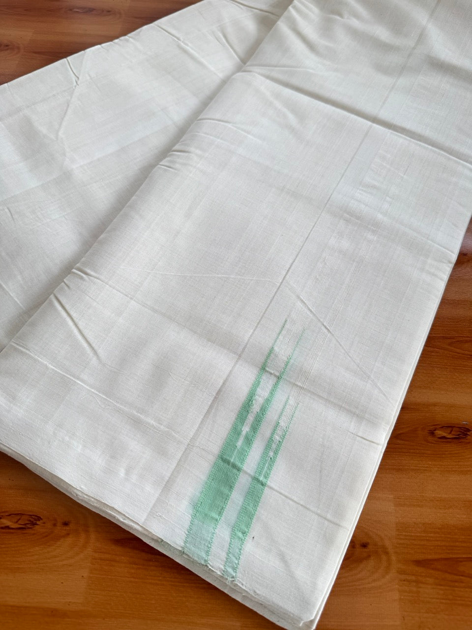 Double Off White (Unbleached) Mundu/Dhoti - 25% Discount!! KaithariKada Handloom Millpaav - 100% Pure Cotton - 80x90 - 0.75 inch Puliyilakkara Light Green Double Chutty 4 meter (8.5 muzham) - 13 KK5507 RAM