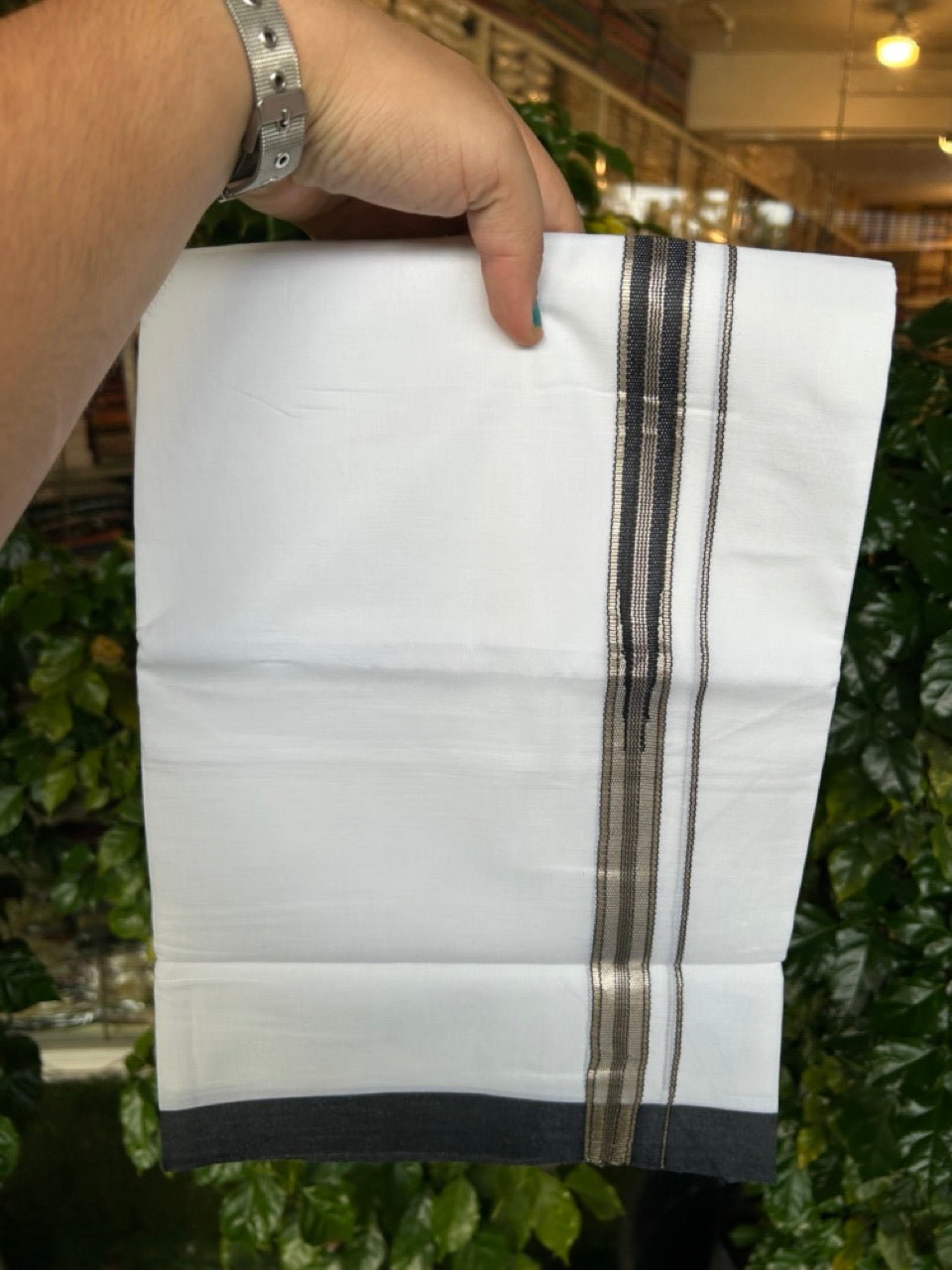 20% Discount ! Kaitharikada Balaramapuram 100% Cotton Pure White Double Mundu/Dothi - 100x80 - 0.75 inch Silver Kasav & Black Stripes One Side Chutty Kara 4 mtr (8.5 muzham) - 17 KK5255 VAS