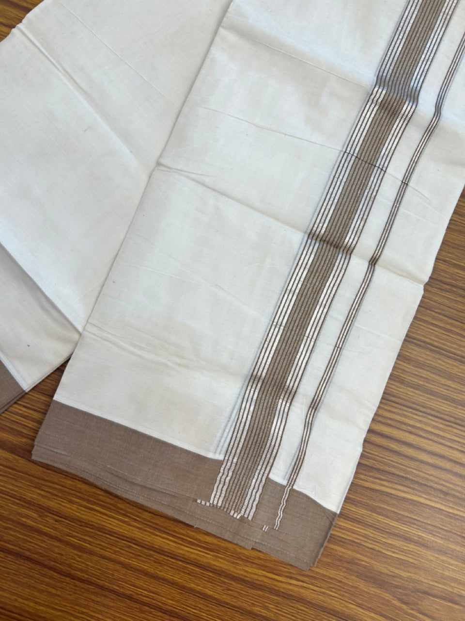 20% DISCOUNT! KaithariKada Balaramapuram Double OFF WHITE Mundu/Dhoti - 80x80 - 1.5 Inch Silver Kasav & Brown striped Kara - 10 KK5285 VAS