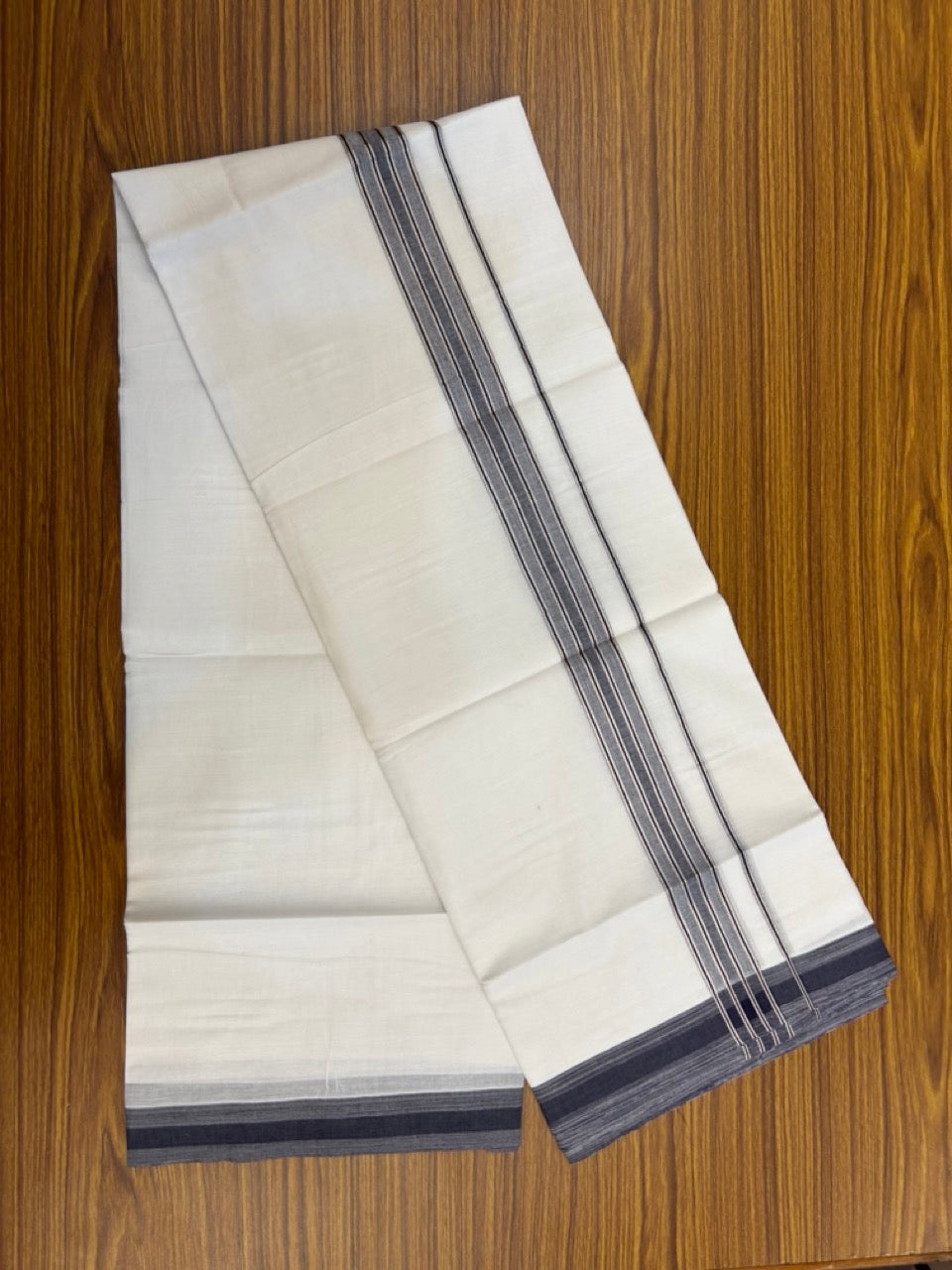 20% Discount ! KaithariKada Balaramapuram 100% Cotton Double Pure white Mundu/Dhoti- 100x80 - 1.5 inch Silver Kasavu & Navy Blue Striped Kara - 3.90mtr ( 8 muzham) - 20 KK5251 PMC
