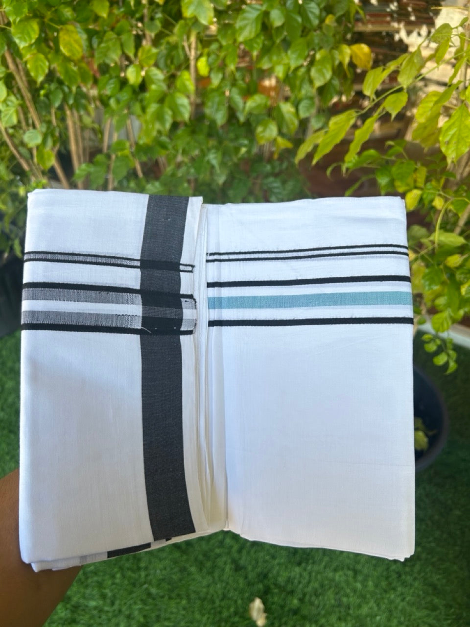 25% DISCOUNT! KaithariKada Balaramapuram 100% Mercerised Cotton Double ULTRA PURE white Mundu/Dhoti - 120x120 - 1.25 inch Heavy Chutty Black & Light Blue Shaded Kara - 8KK5139THI