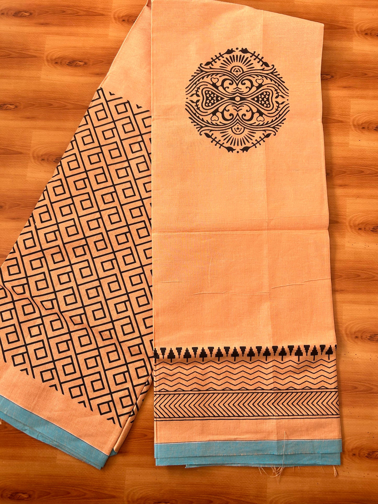 Single Kaily / Lungi - Mixed Cotton - (40s) - Black Design printed kuppadam kara with Light Kavi colour body (2 meter / 4 muzham) - 5 KK8062 GAN