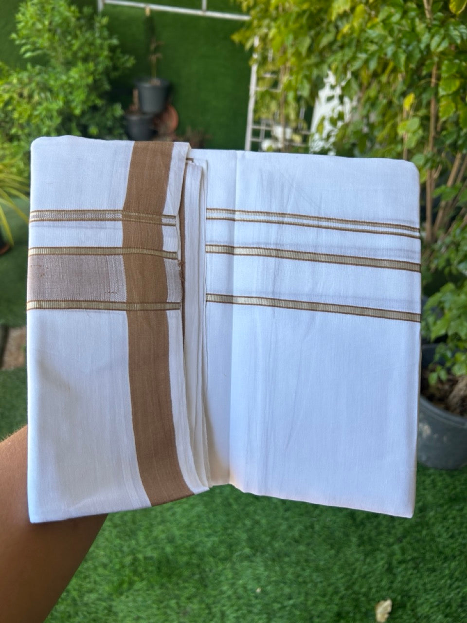 25% DISCOUNT! KaithariKada Balaramapuram 100% Mercerised Cotton Double ULTRA PURE white Mundu/Dhoti - 120x120 - 1.5 inch Heavy Chutty Silver Kasavu & peanut Brown Shaded Kara -12KK5139THI