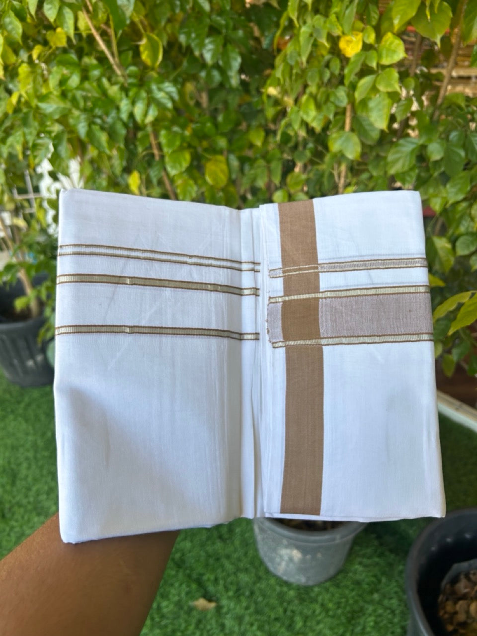 25% DISCOUNT! KaithariKada Balaramapuram 100% Mercerised Cotton Double ULTRA PURE white Mundu/Dhoti - 120x120 - 1.75 inch Heavy Chutty Silver Kasavu & Peanut Brown Kara - 1KK5139THI