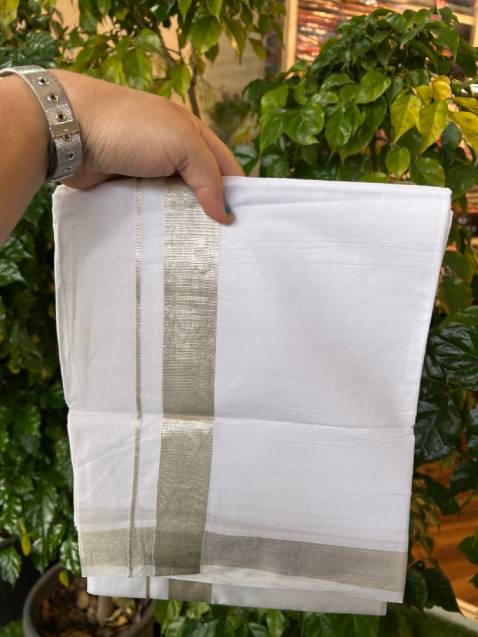 20% Discount ! KaithariKada Balaramapuram 100% Cotton Double Pure white Mundu/Dhoti- 100x80 - 1.5 inch Silver Kasavu Kara - 3.90mtr ( 8 muzham) - 1 KK5251 PMC