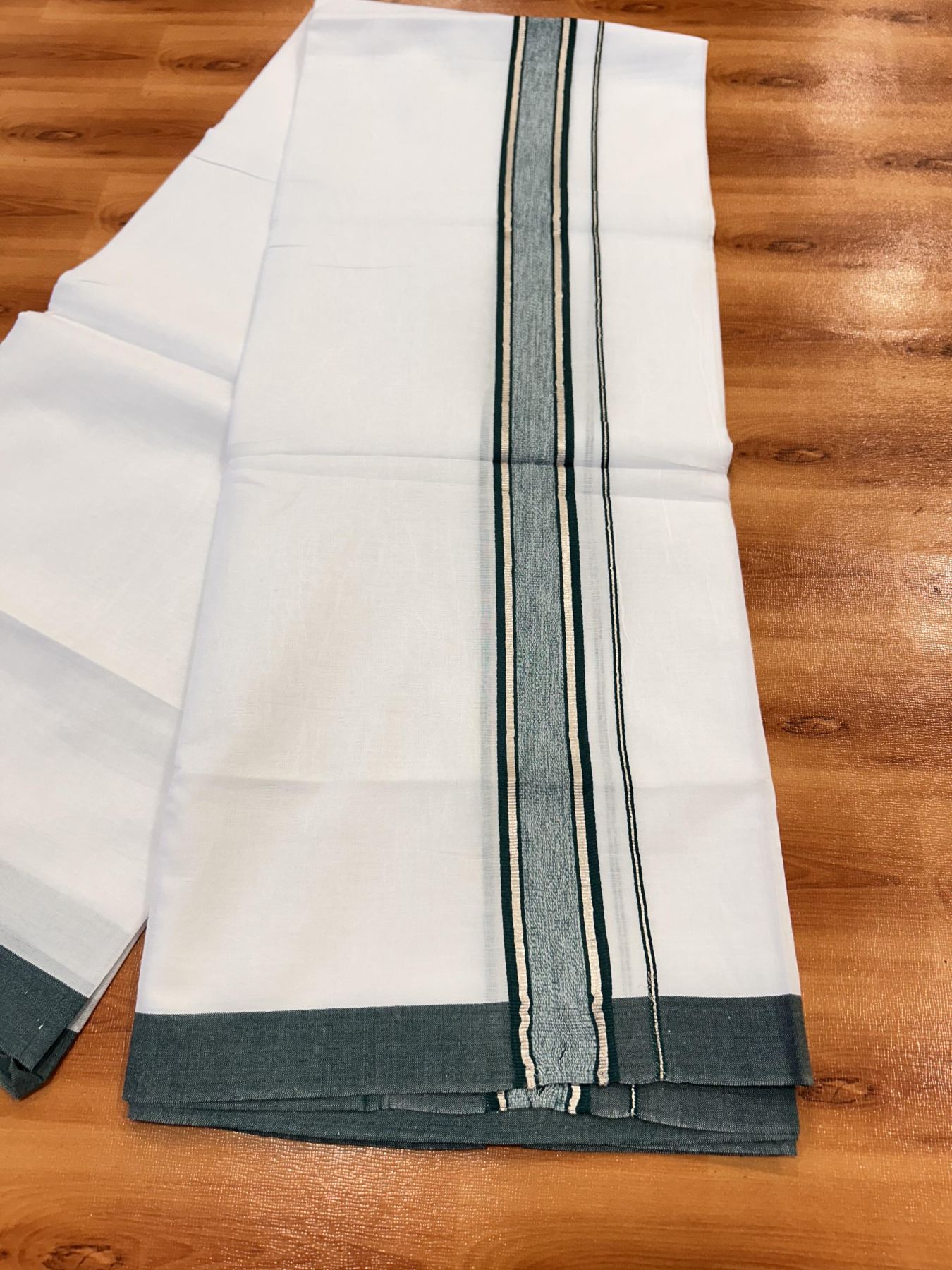 Double Pure White Mundu/Dhoti - 20% Discount !! KaithariKada Balaramapuram 100% Cotton - 60s - 1.5 Inch Dark Green Shaded Silver Kasav Striped Kara - 3.85 mtr ( 8 muzham) - 14 KK5425 PMC