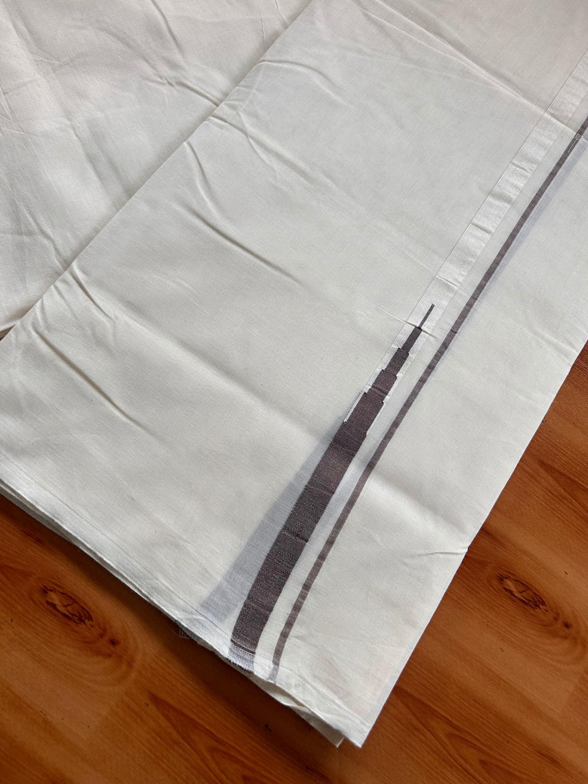 Double Off White (Unbleached) Mundu/Dhoti - 20% Discount!! KaithariKada Pulimood 100% Cotton 100X100 - 0.5 inch Puliyilakkara Brown Chutty Kara - 4 mtr (8.5 muzham) - 7 KK5542 ASH