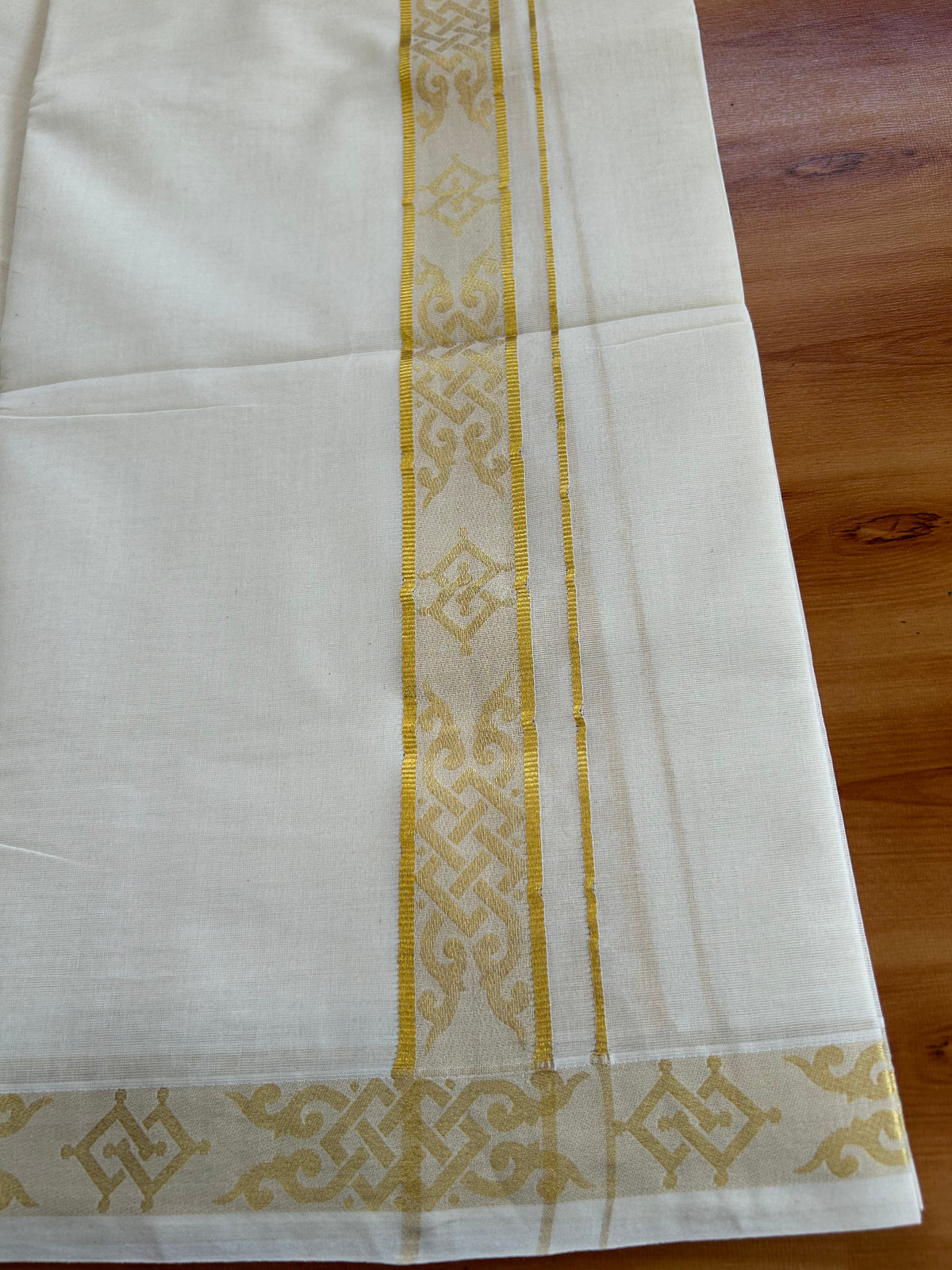 Double Off White (Unbleached) Mund/Dhoti - 20% Discount! KaithariKada Pulimood - Pure Cotton - 80s - 1.5 inch Gold Kasav Jacquard Design Kara 4 mtr (8.5 Muzham) - 5 KK5543 GAN