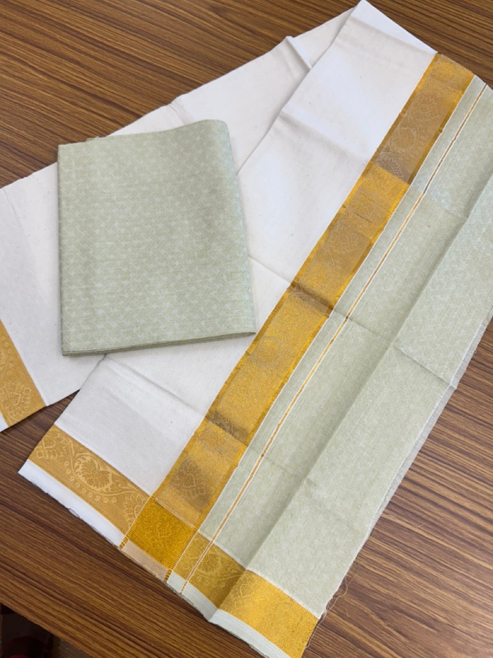 20% DISCOUNT ! KaithariKada Balaramapuram 100% Cotton Single Mundu/Dhoti (60)s - Gold Kasav jacquard Light Mustard Green & Cream Colour Shirt Material Combo - 5 KK7009 THI