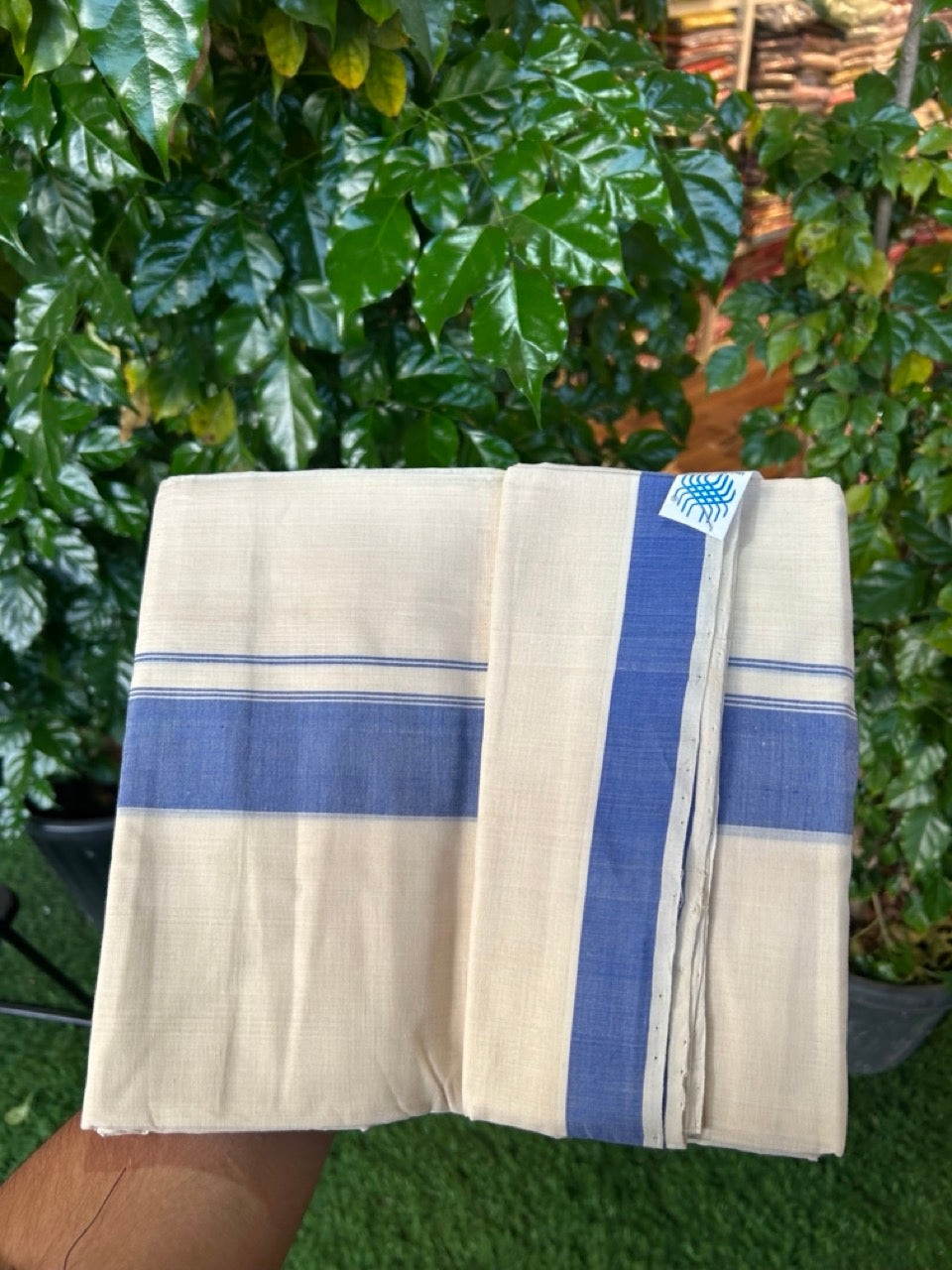 25% Discount KaithariKada Handloom Unakkupaav Balaramapuram - 100% PURE Cotton off white (Unbleached) Double Mundu/Dhoti - 80X90 - 1.75 inch Blue Side Striped Kara 3.80 mtr (8 muzham) - 10 KK5260 ELA