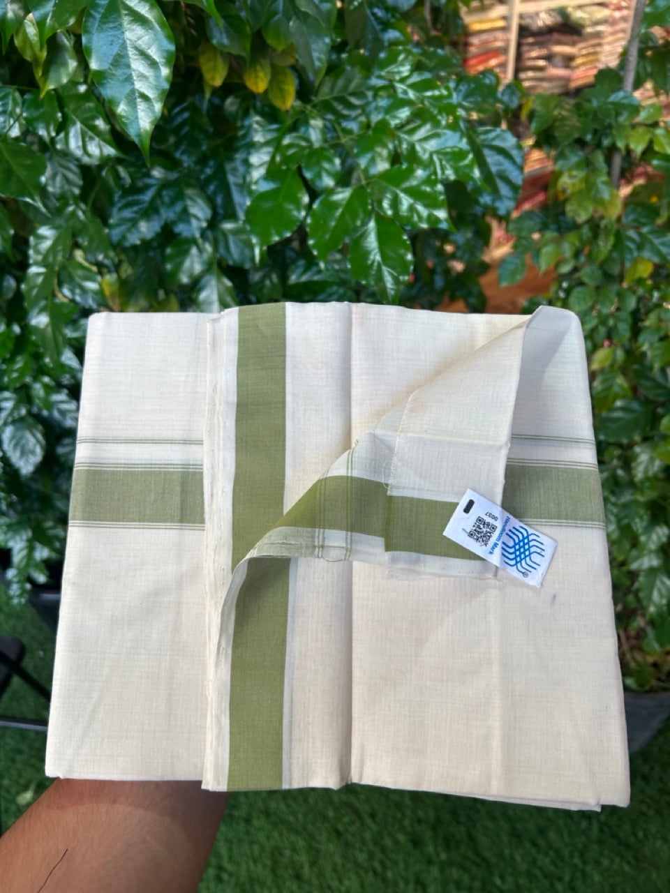 25% Discount KaithariKada Handloom Unakkupaav Balaramapuram - 100% PURE Cotton off white (Unbleached) Double Mundu/Dhoti - 80X90 - 1.25 inch Green Shaded Striped Kara 3.80 mtr (8 muzham) - 6 KK5260 ELA