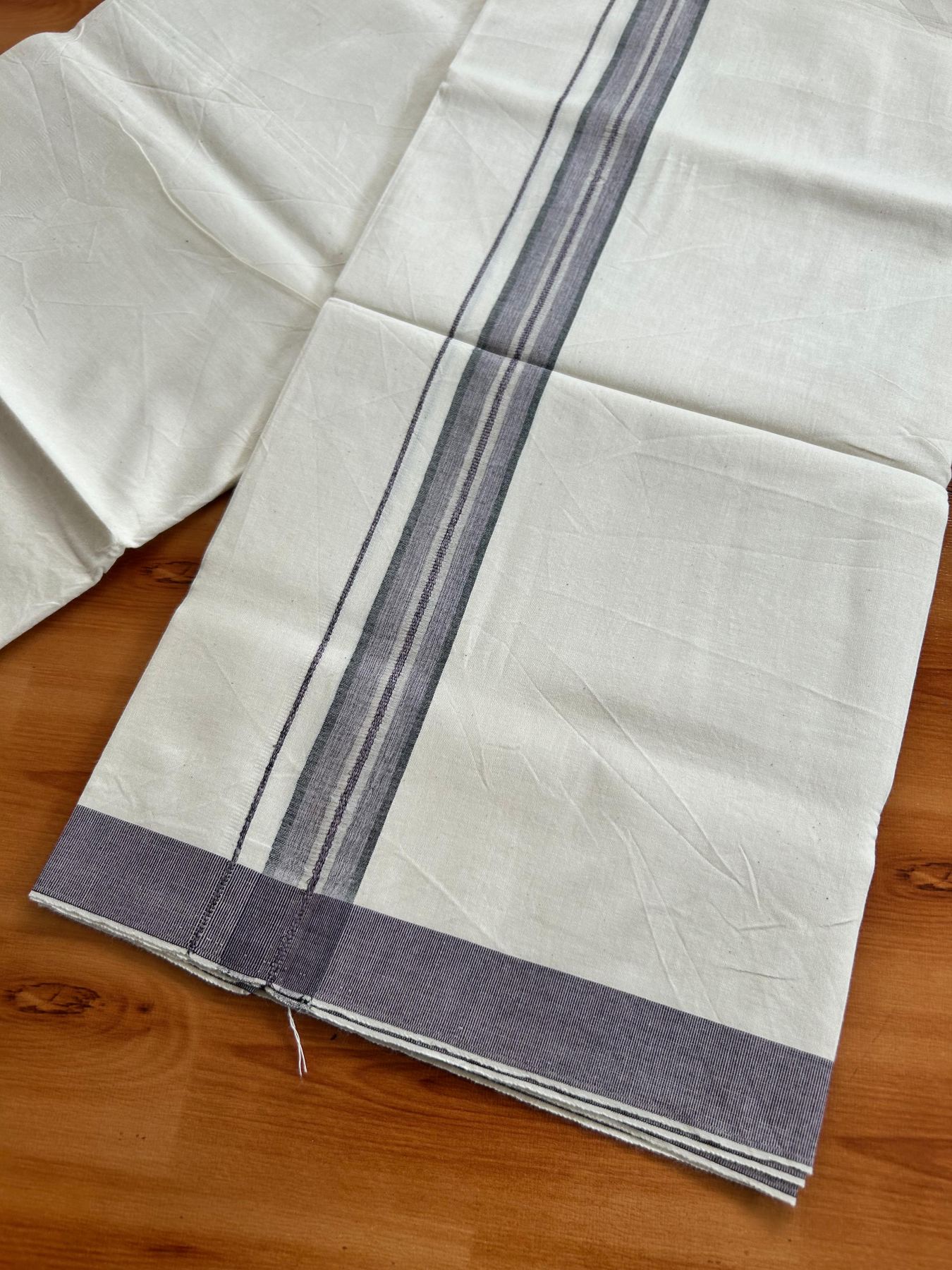Single Off White (Unbleached) Mundu/Dhoti - 36% DISCOUNT!! KaithariKada Balaramapuram 100% Cotton - Twisted 60s Thread - 1.25 inch Silver Kasav Green & Ash Purple Shaded Striped Kara (2 meter / 4 muzham) - 23 KK5495 GL