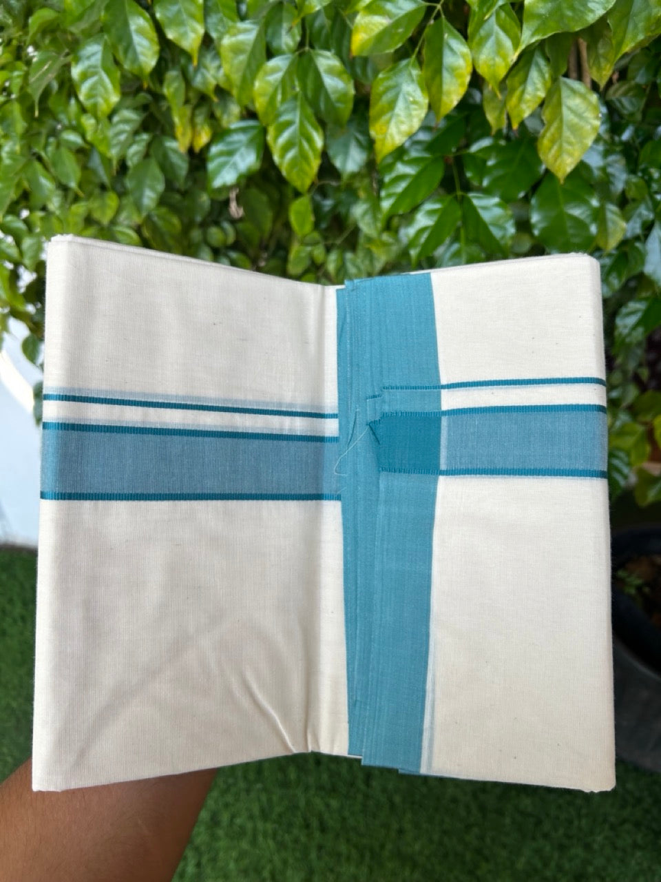 NEW !! 20% DISCOUNT!! KaithariKada Balaramapuram 100% Cotton Double Off white - (Unbleached) Mundu/Dhoti-100x80 - 1.25 inch Teal Blue Shaded KARA - 3.75 mtr (8 Muzham) - 25KK5218 ASH