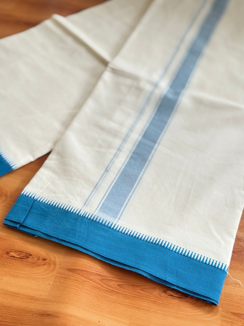 Single Off White Mund / Dhoti - Pure Combed Cotton Kaitharikada Pulimood Special - 2/40s Twisted Warp x 20s Weft - 1.25 inch Peacock Blue Striped Kara Off White Body Kuppadam Border (2 meter / 4 muzham) - 1 KK8095 MRH