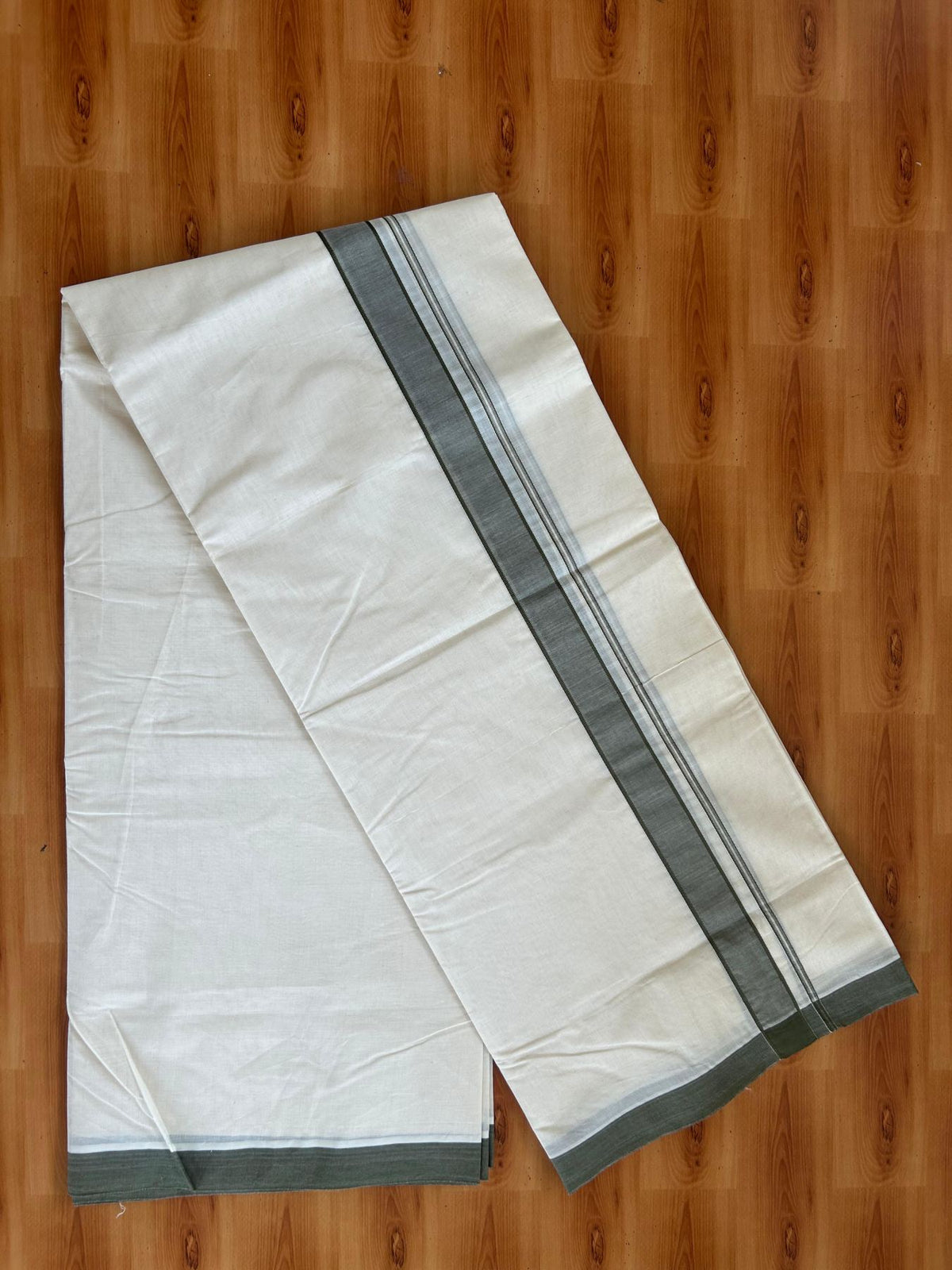 Double Off White (Unbleached) Mundu/Dhoti - 20% Discount! Kaitharikada Pulimood 100% Pure Cotton - 100x100 - 1.5 inch Olive Green shaded Kara 4.60 mtr (10 muzham) - 24 KK5546 ASH
