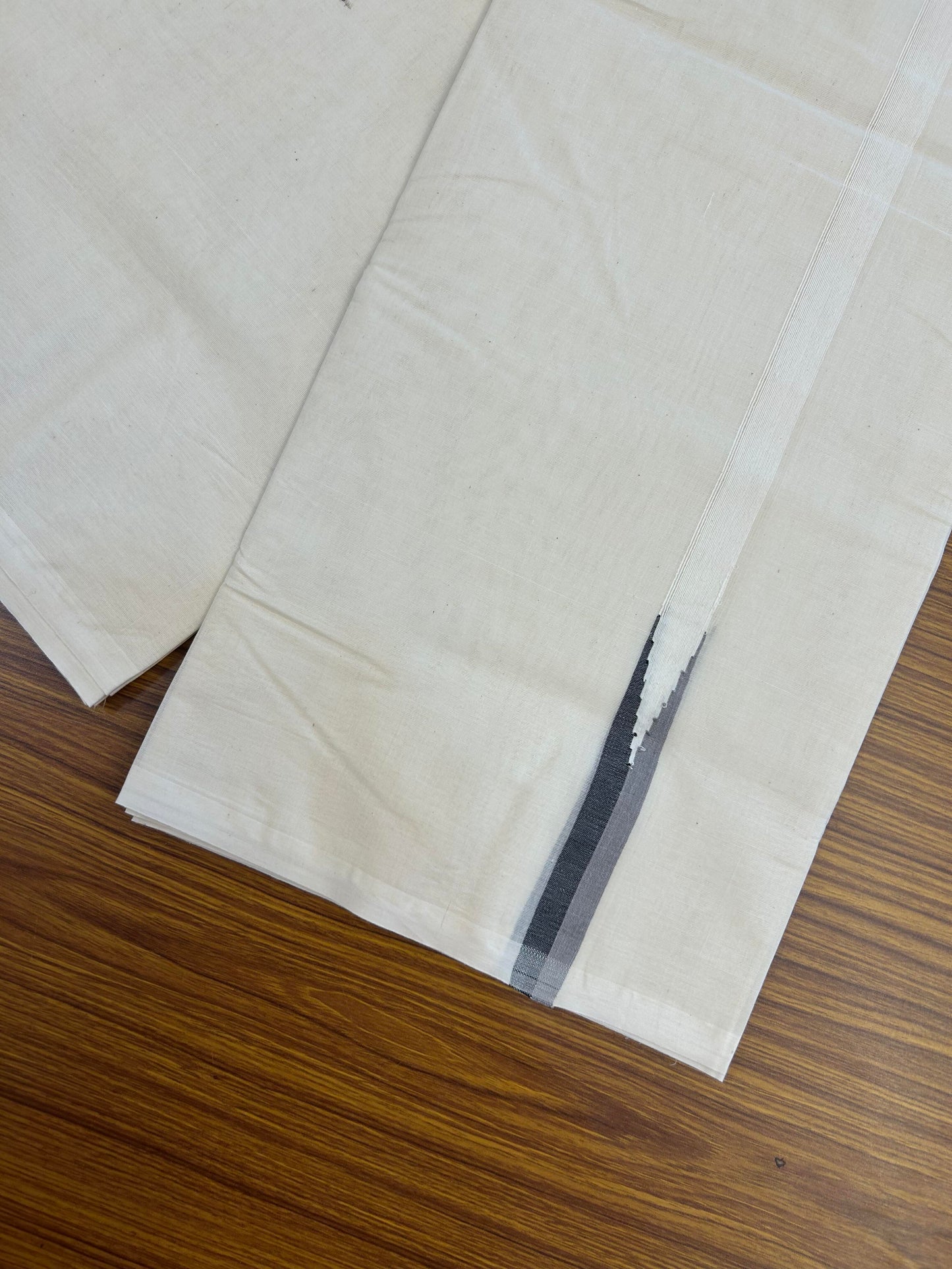 20% Discount!! KaithariKada Balaramapuram 100% Cotton Off White Double - (Unbleached) Mundu/Dhoti-100x100 - 0.75 Inch Puliyilakkara Black & Ash Grey Chutty Kara - 4 mtr (8.5 muzham) - 19 KK5354 ASH