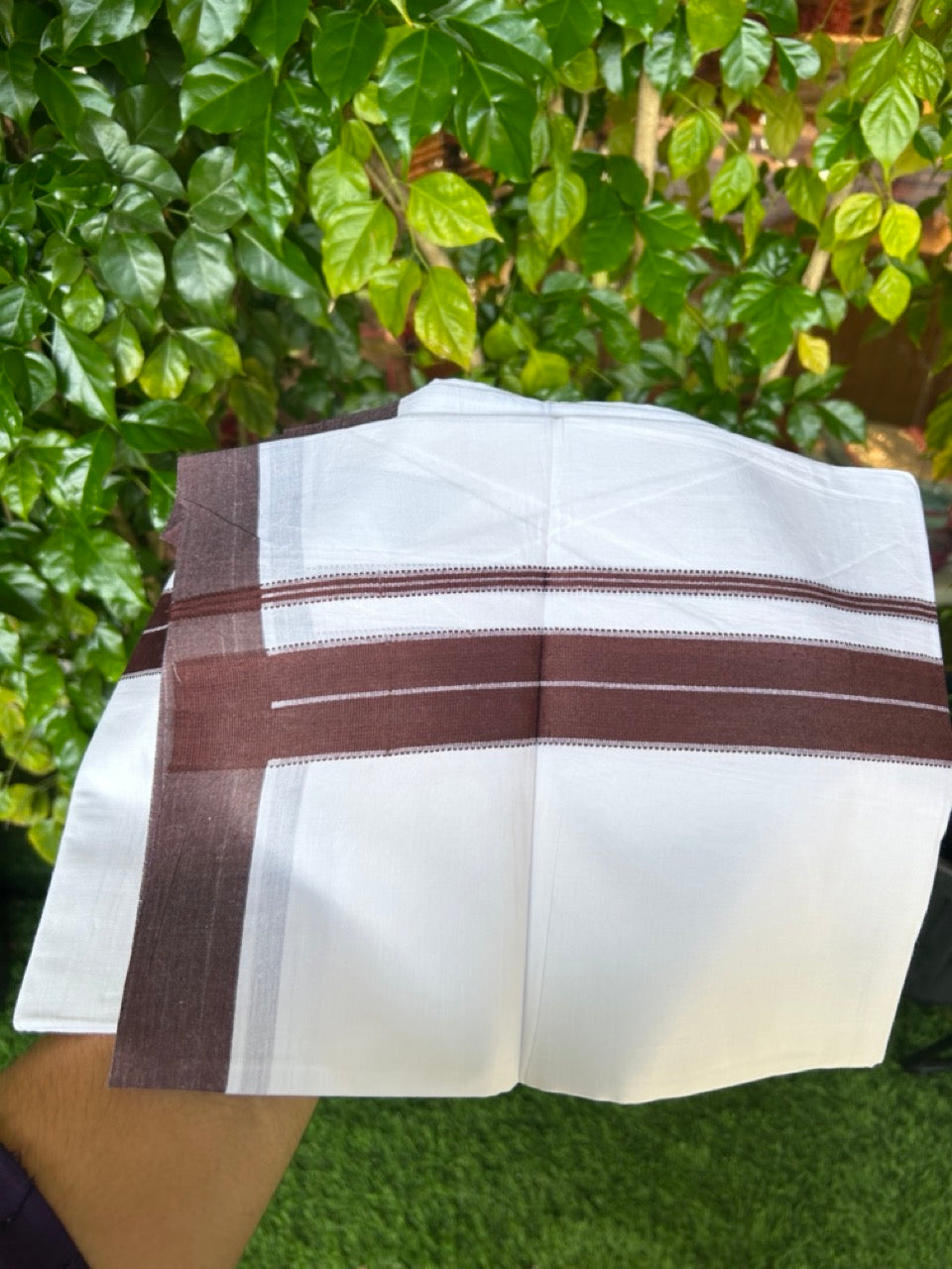 20% DISCOUNT! KaithariKada Balaramapuram 100% Cotton Double Pure white Mundu/Dhoti- 100x80 - 1.75 inch Brown Striped Kara - 3.76mtr ( 8 muzham) - 18KK5227 PMC